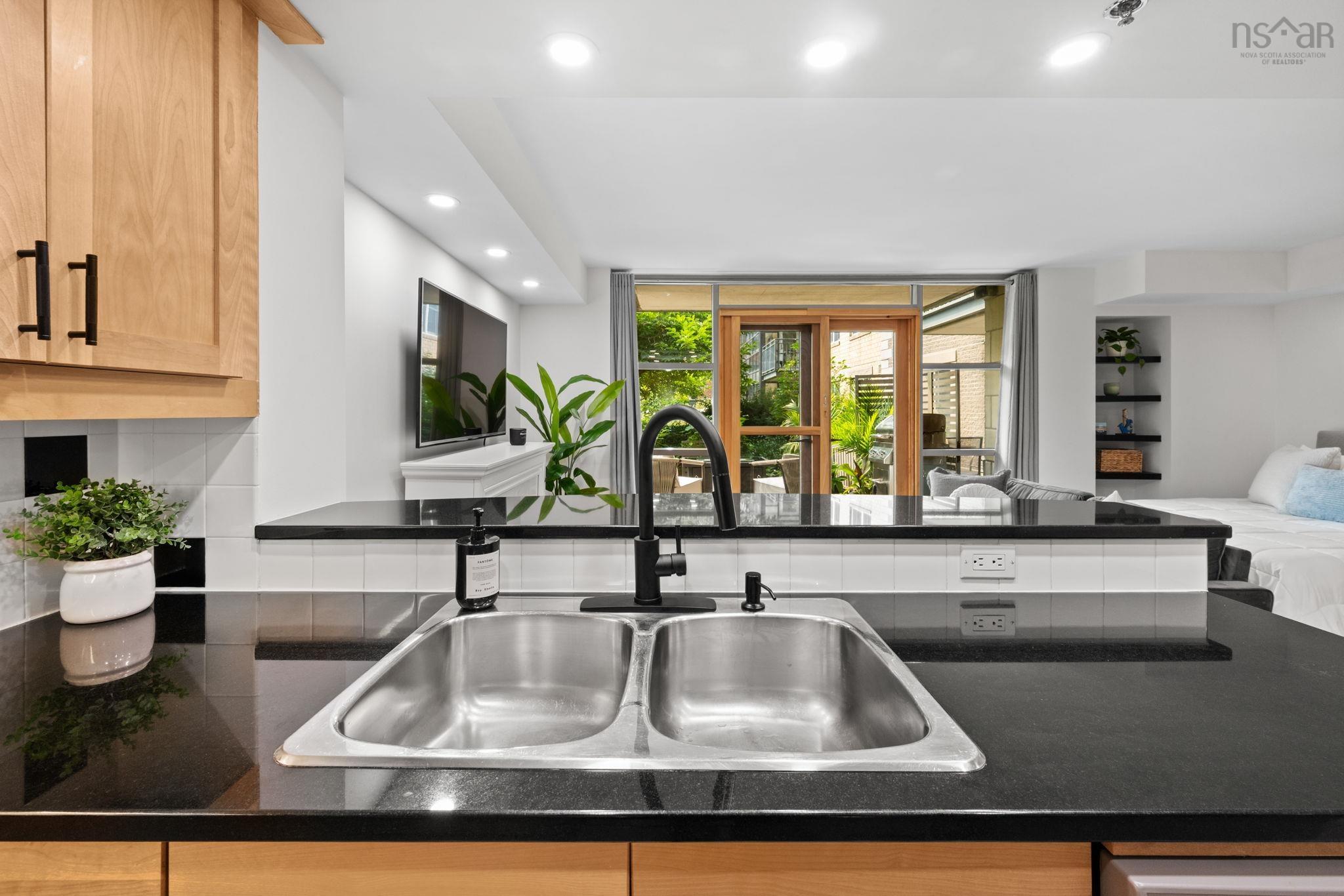 $449,900.00: 200 1479 Lower Water Street, Halifax