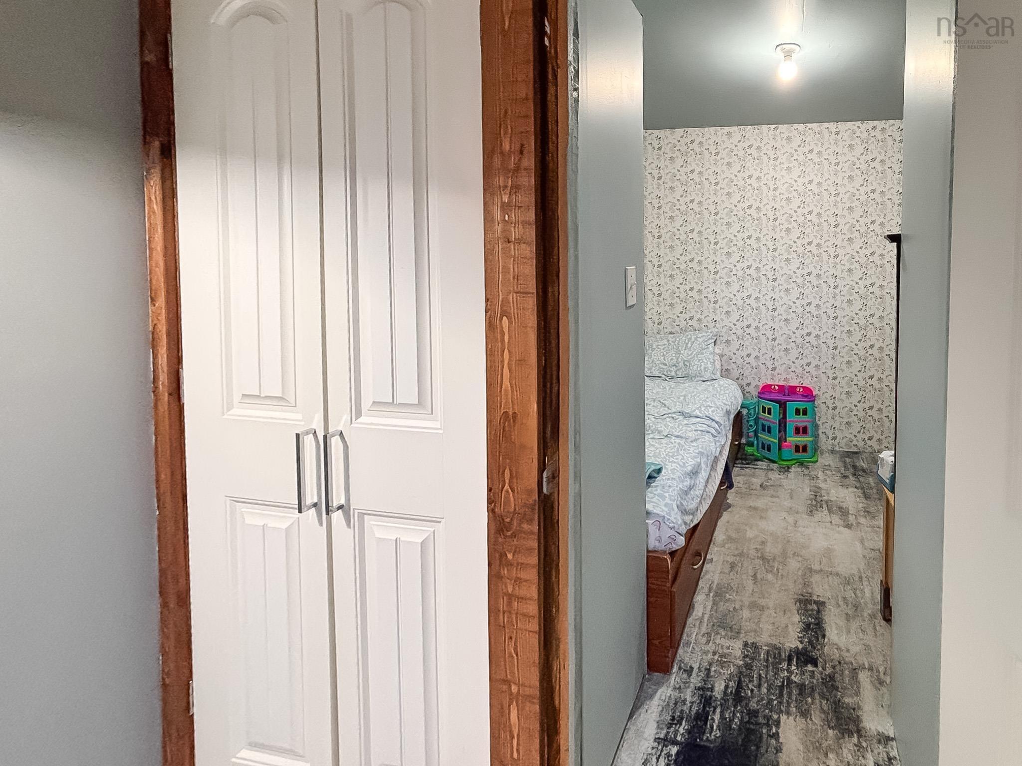 $249,900.00: 4312 Northfield Road, Watford