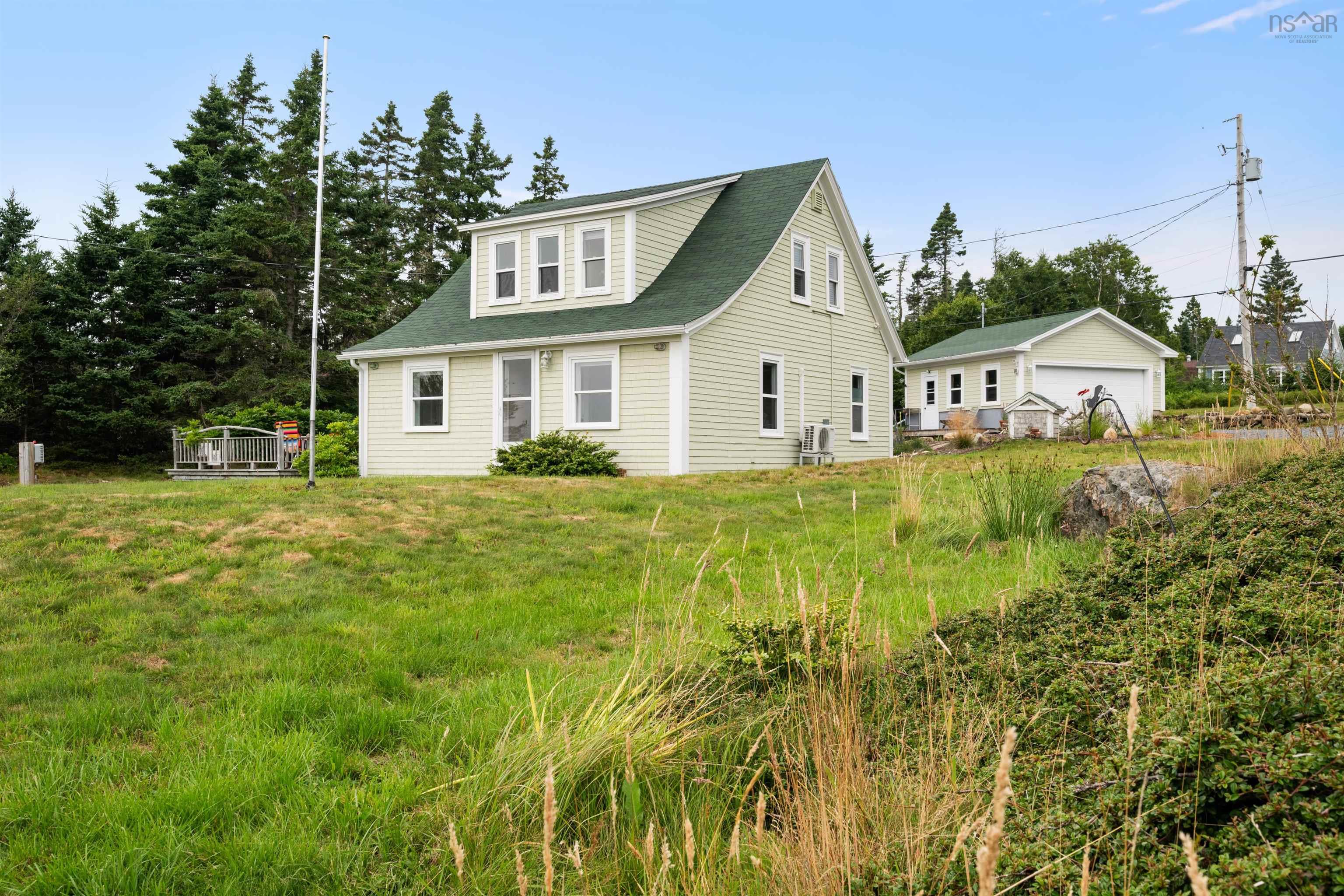 $379,000.00: 28 Wharf Road, Bush Island