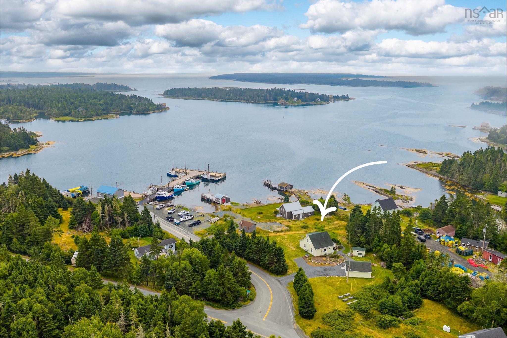 $379,000.00: 28 Wharf Road, Bush Island