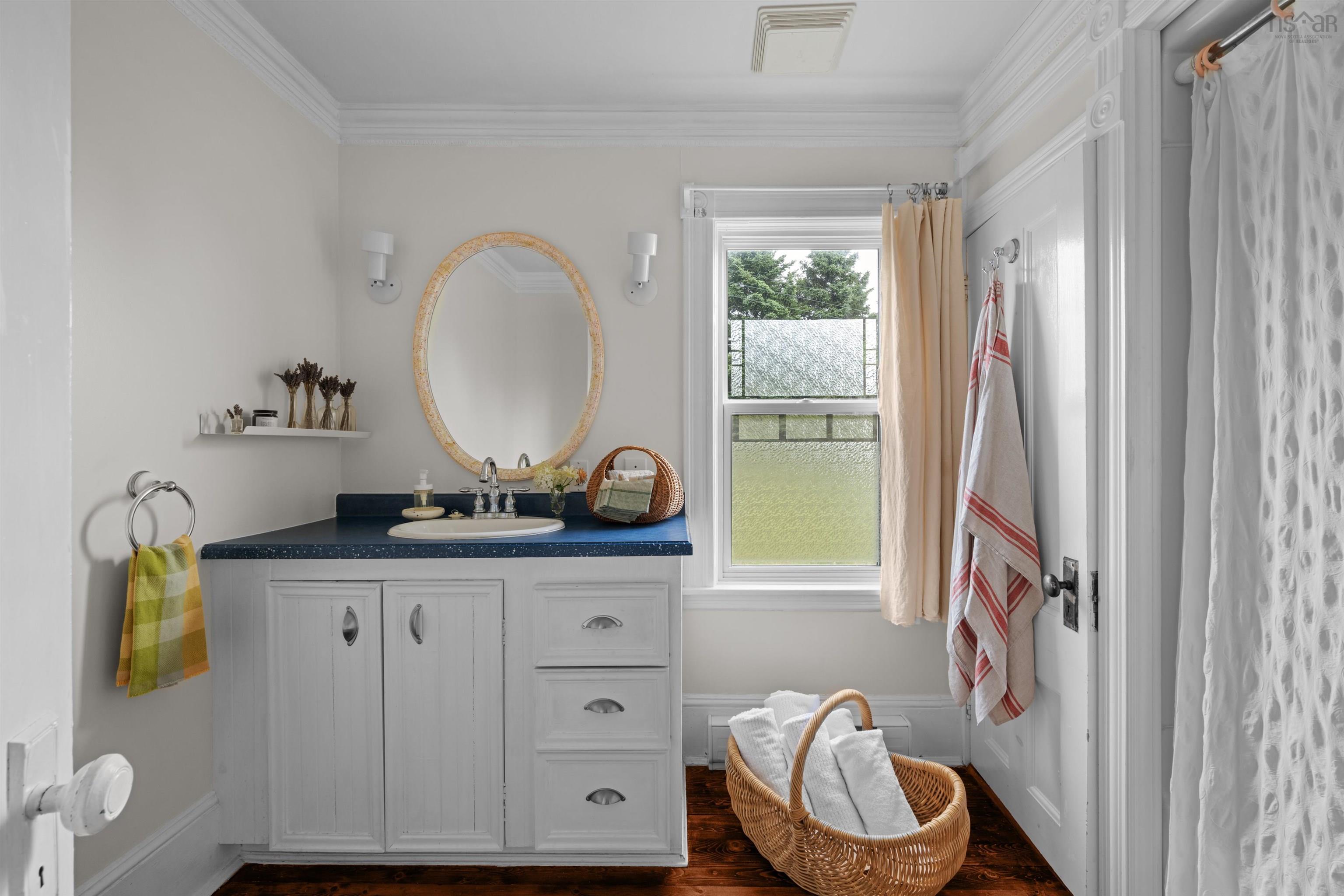 $379,000.00: 28 Wharf Road, Bush Island