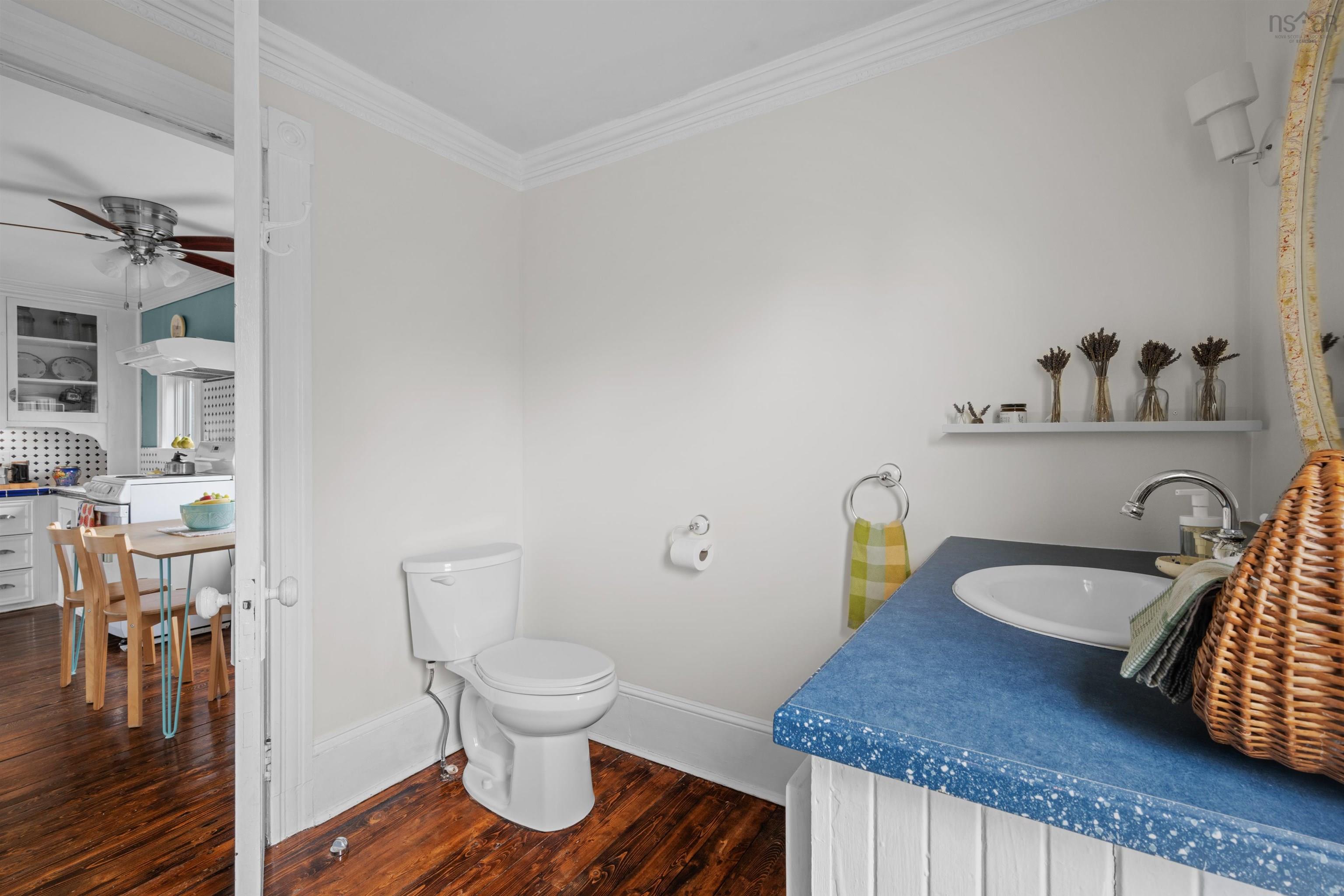 $379,000.00: 28 Wharf Road, Bush Island