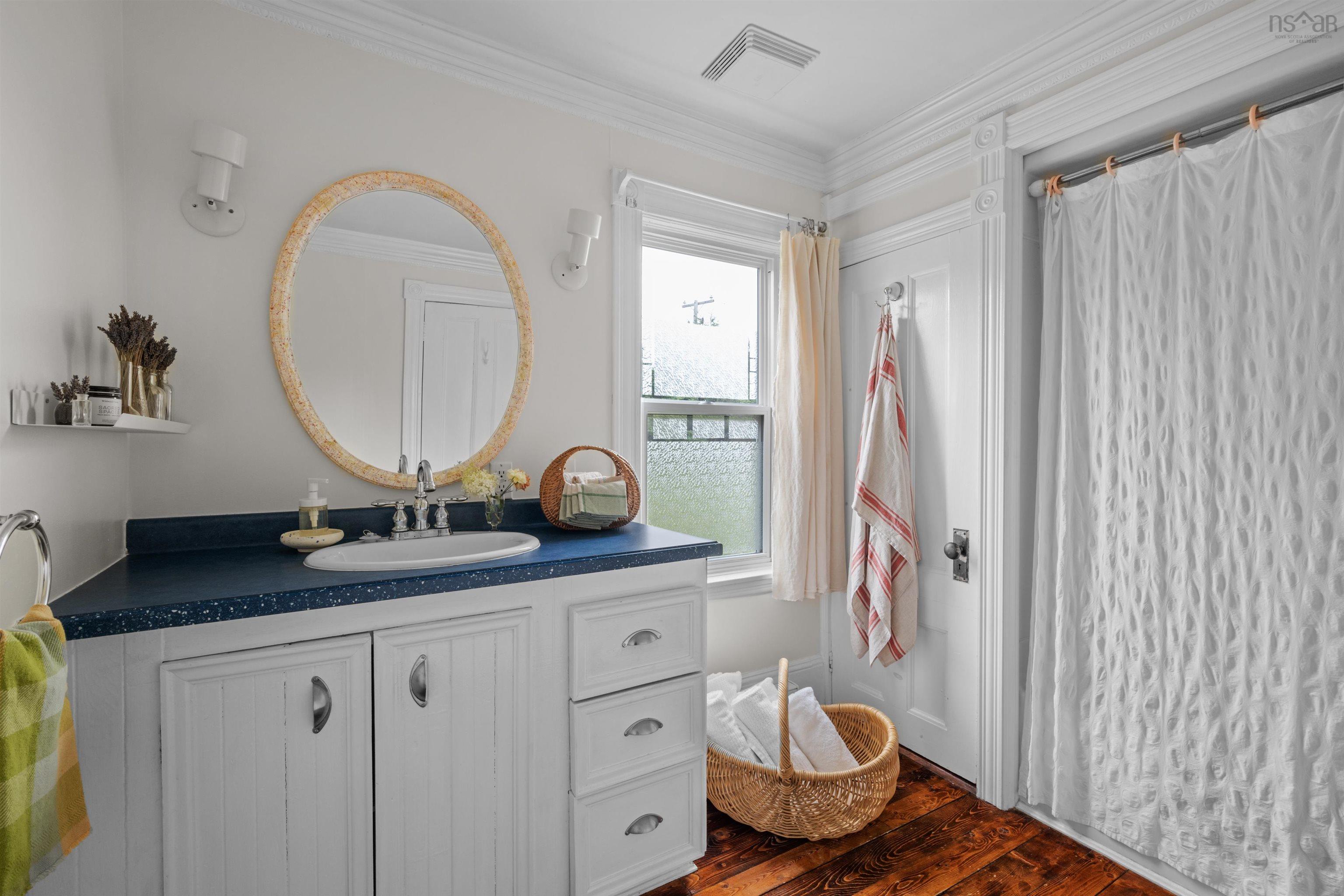 $379,000.00: 28 Wharf Road, Bush Island