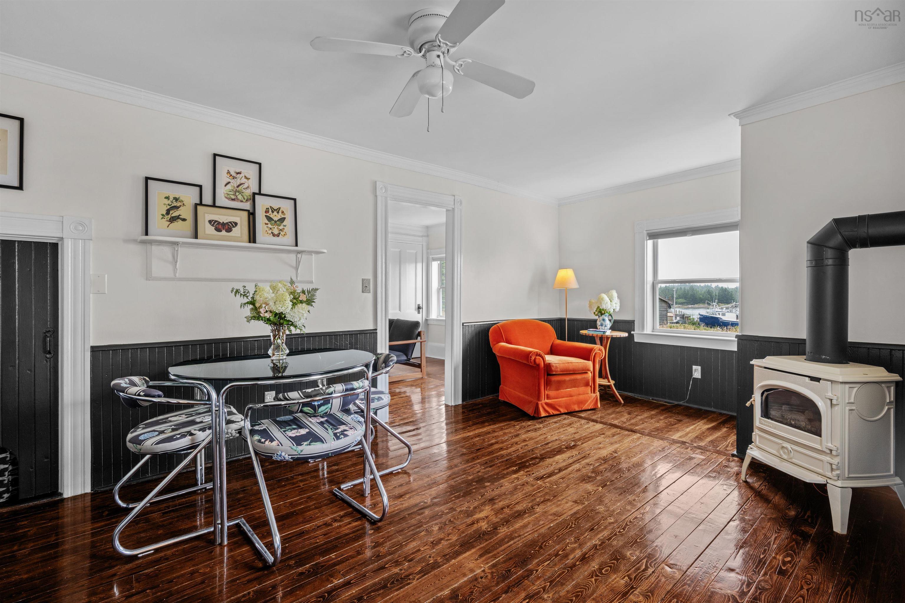 $379,000.00: 28 Wharf Road, Bush Island