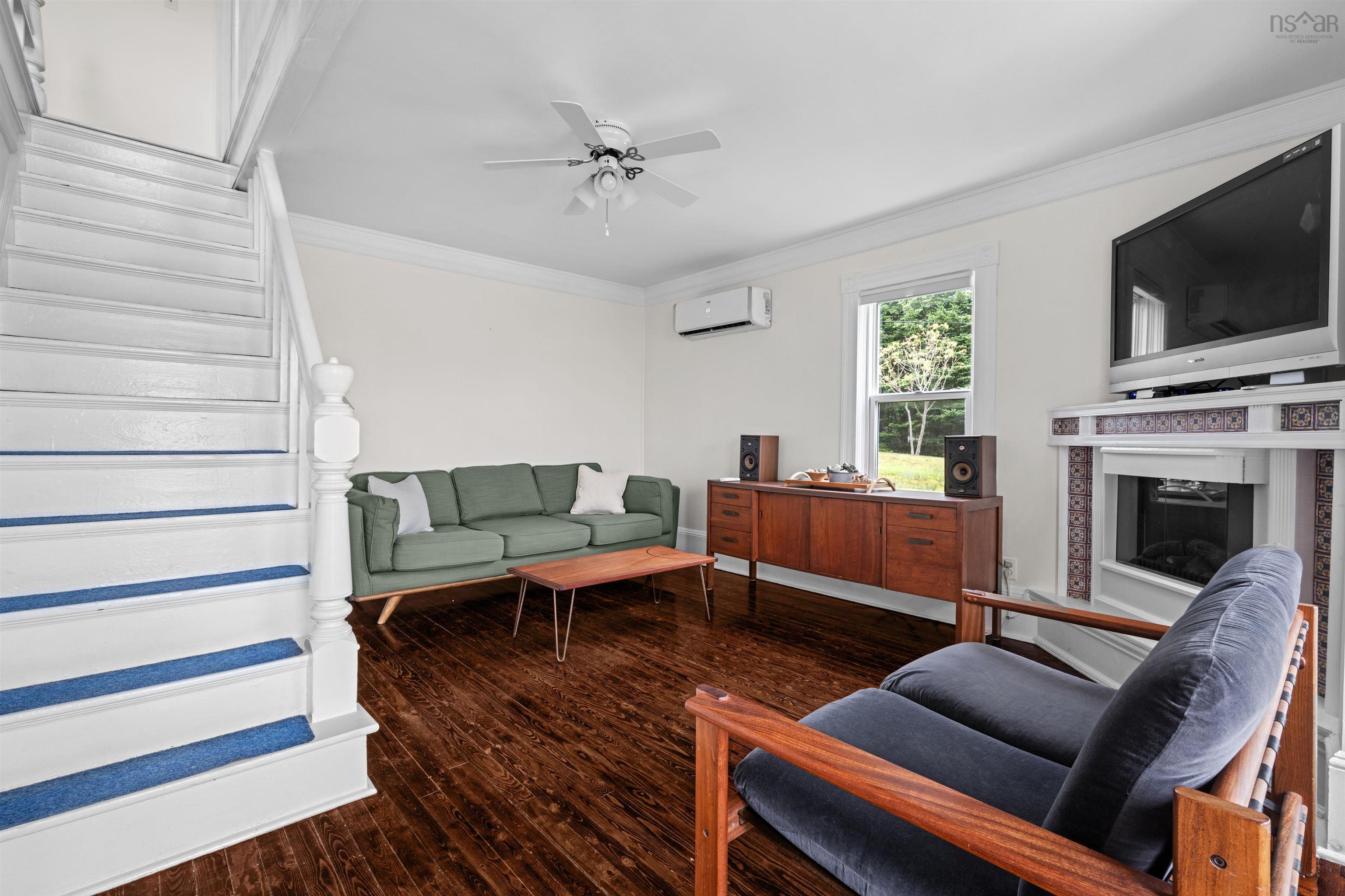 $379,000.00: 28 Wharf Road, Bush Island