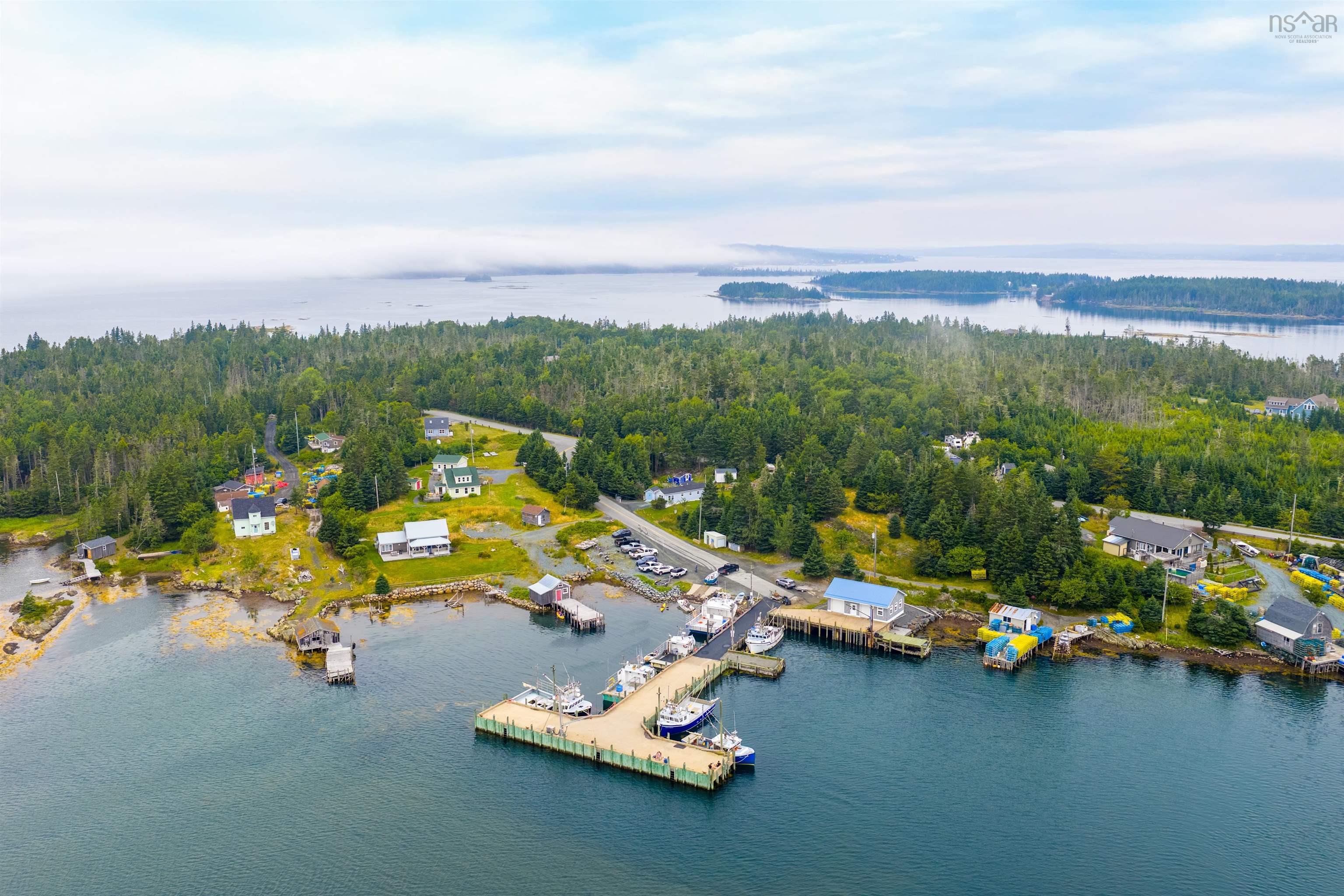 $379,000.00: 28 Wharf Road, Bush Island