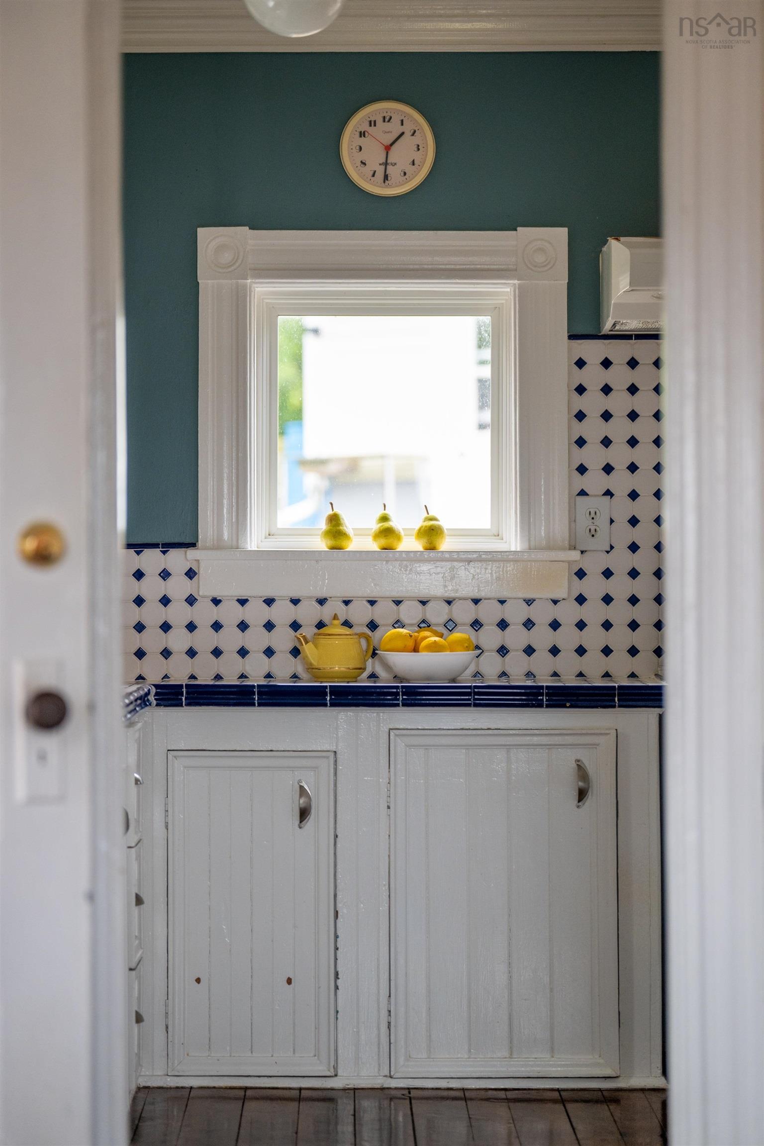 $379,000.00: 28 Wharf Road, Bush Island