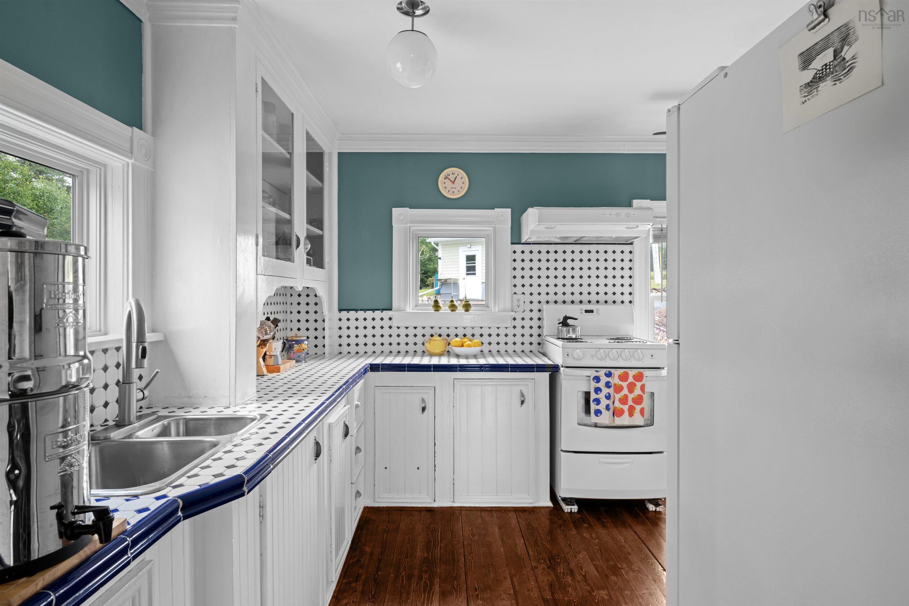 $379,000.00: 28 Wharf Road, Bush Island