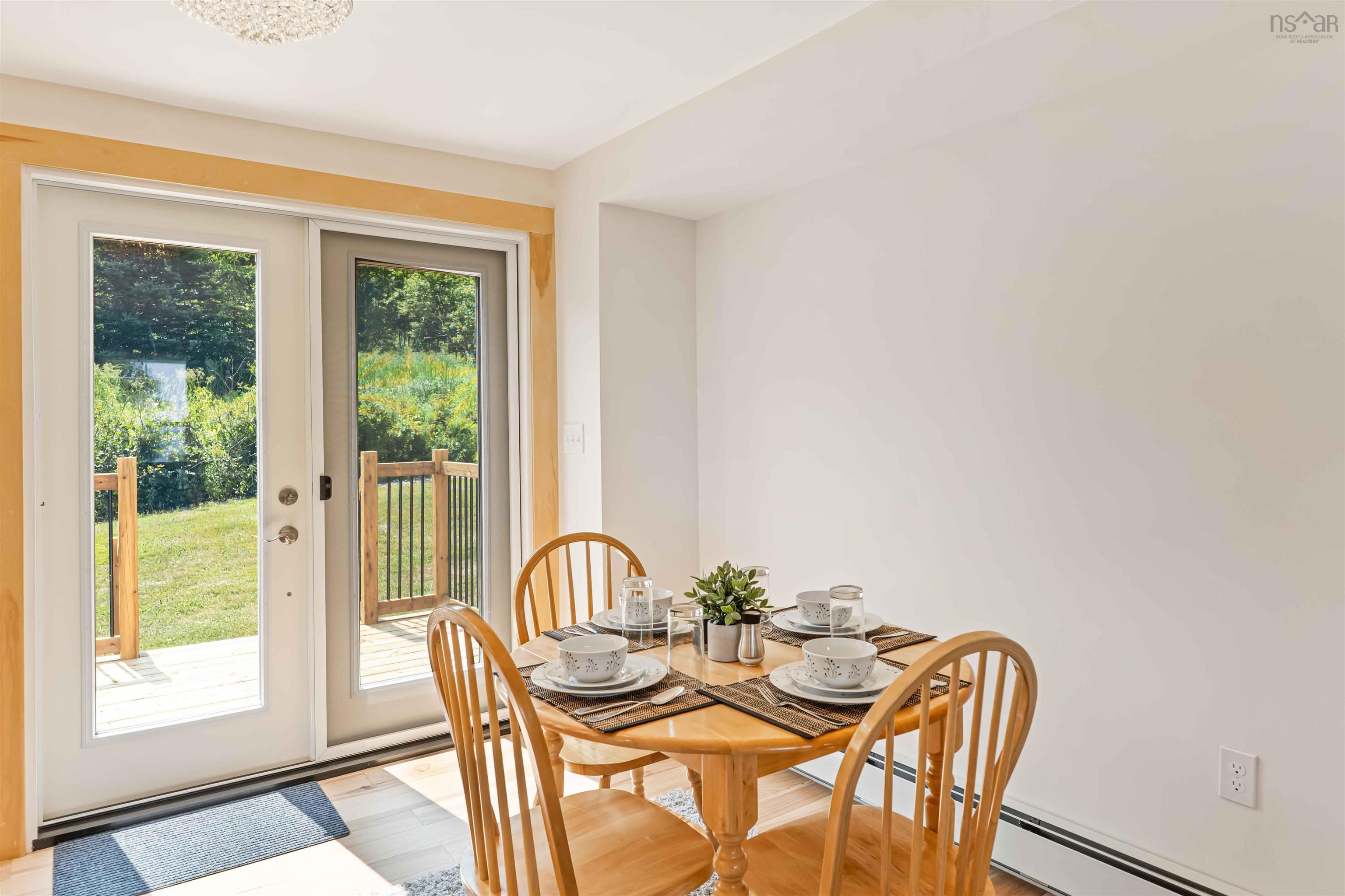 $449,500.00: 866 Brinton Road, Port Lorne