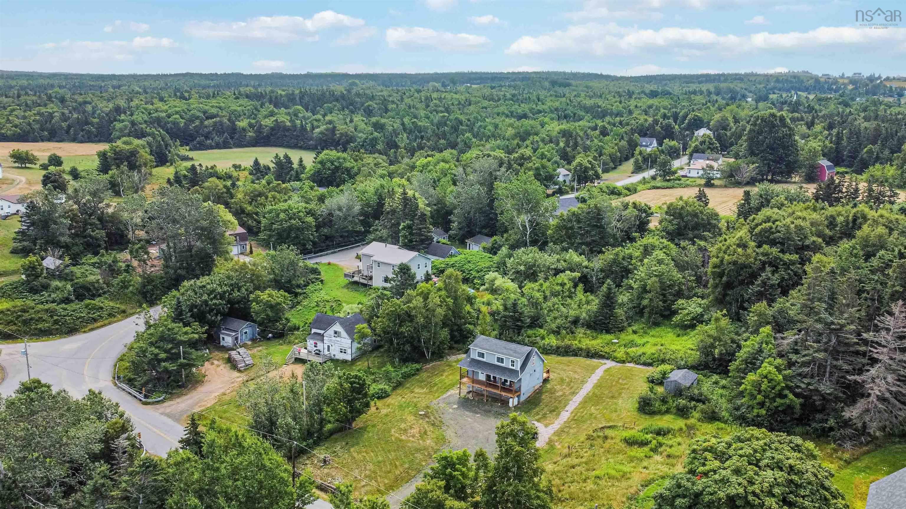 $449,500.00: 866 Brinton Road, Port Lorne