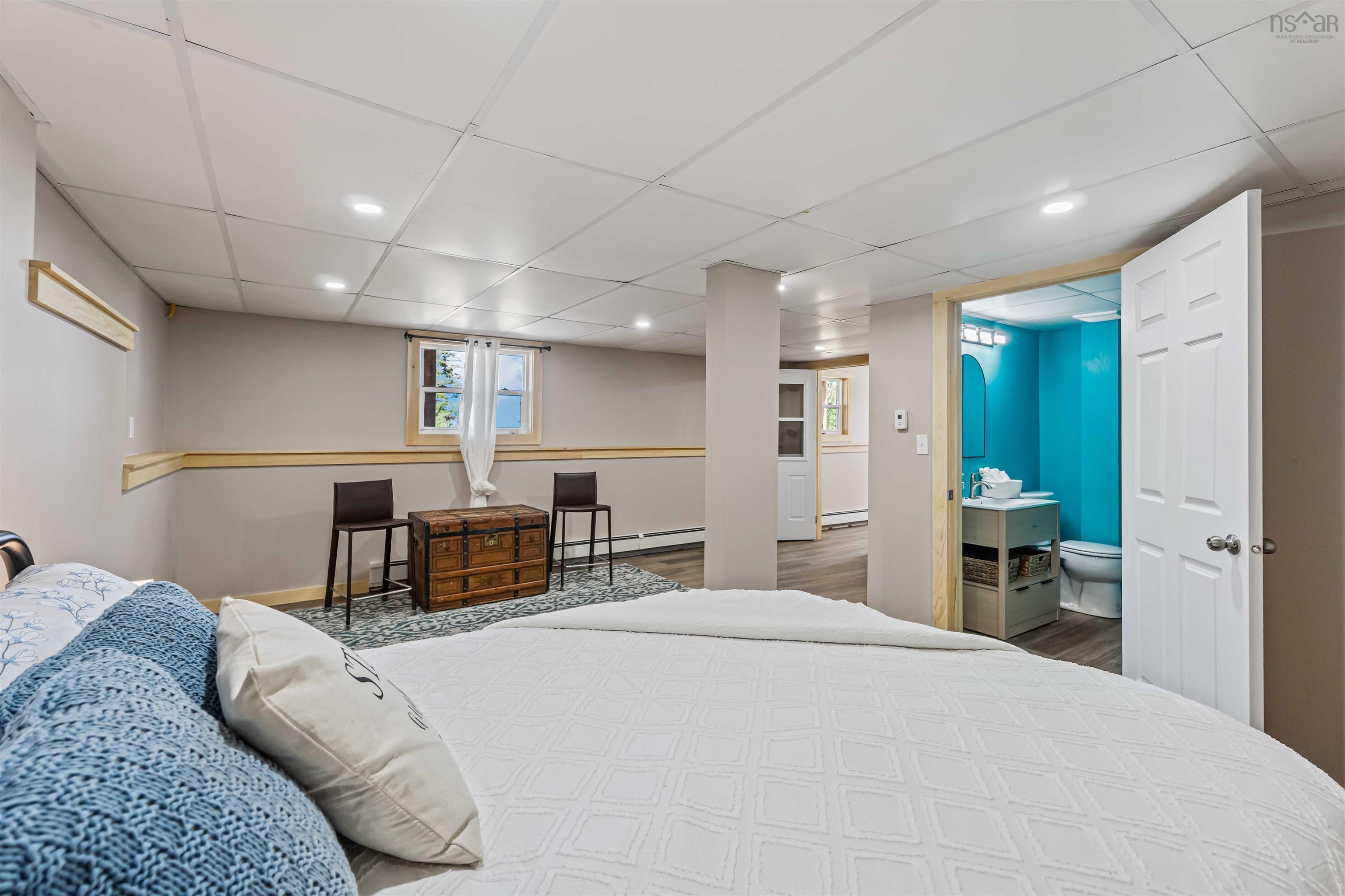 $449,500.00: 866 Brinton Road, Port Lorne