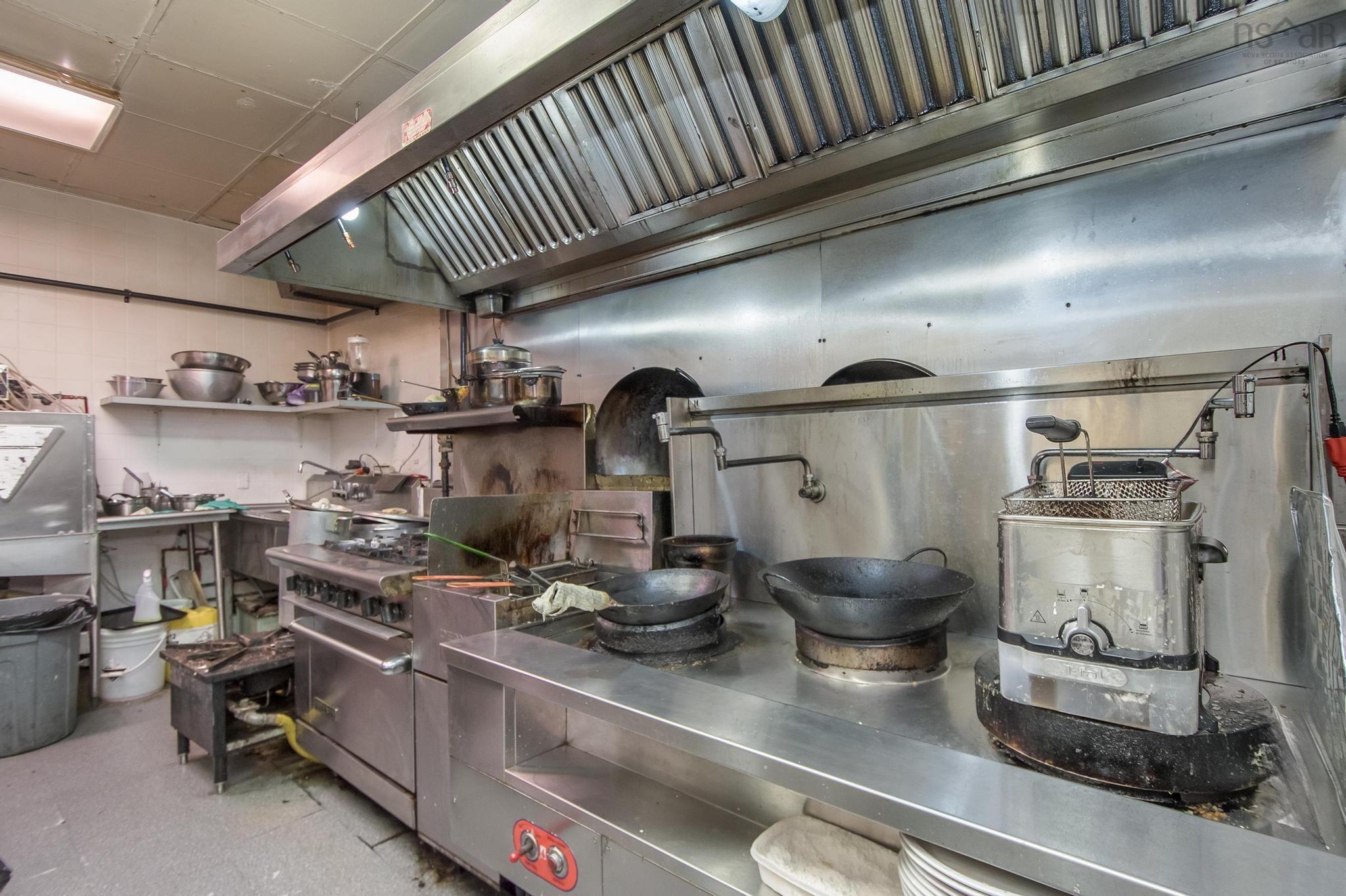 $99,000.00: 6253 Quinpool Road, Halifax