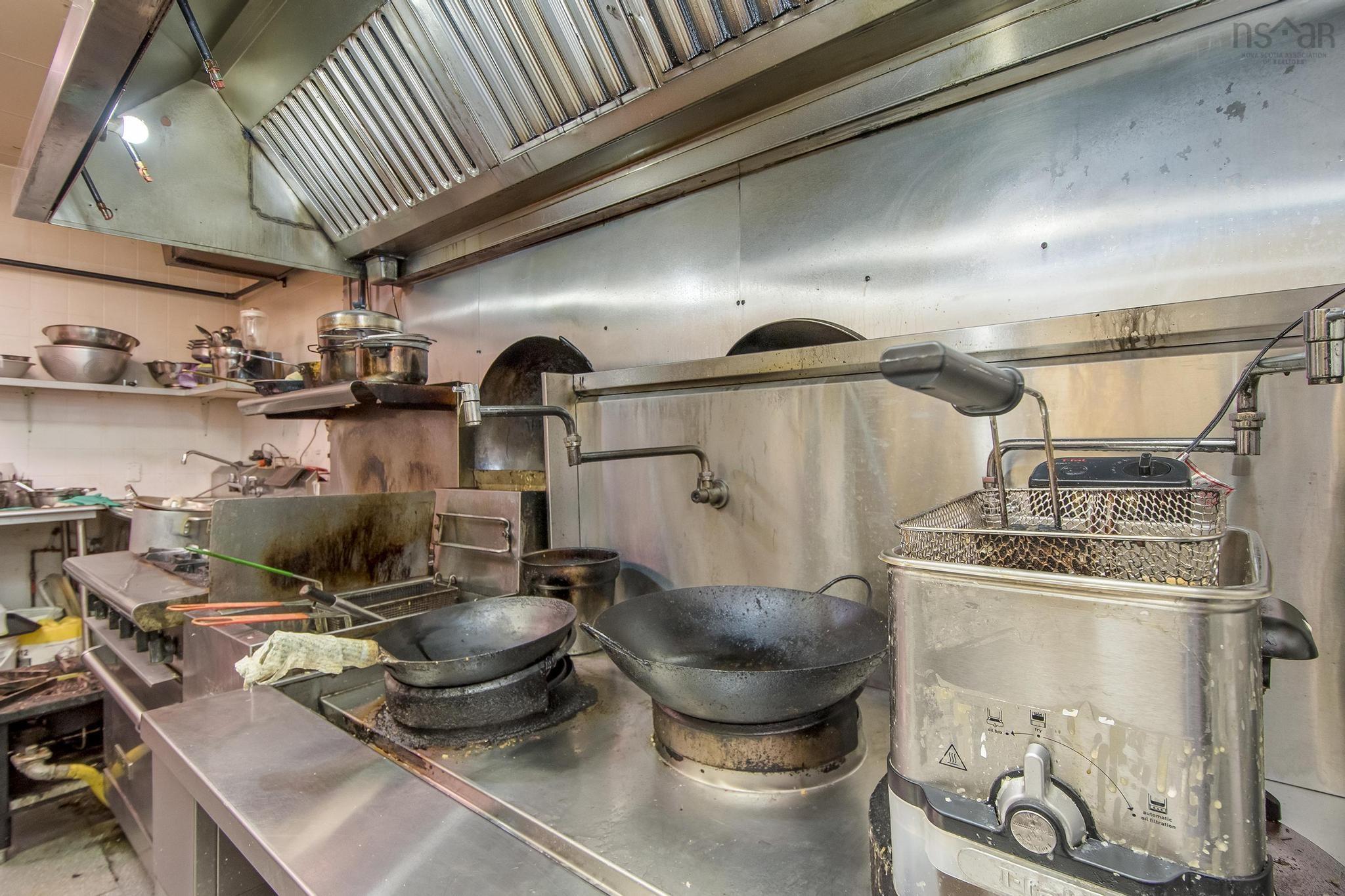 $99,000.00: 6253 Quinpool Road, Halifax