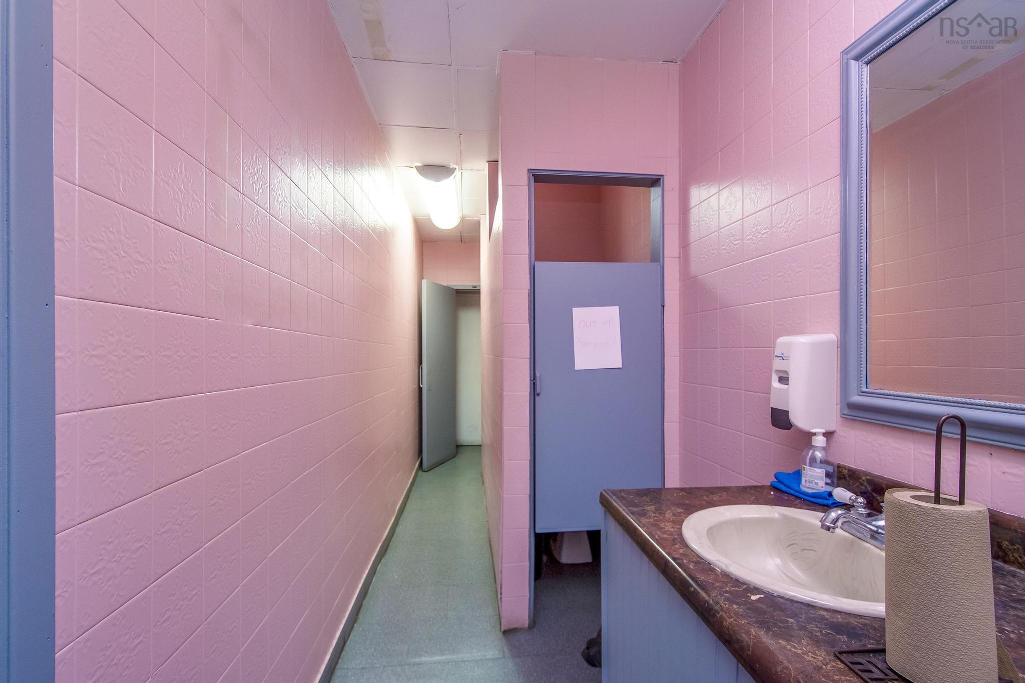 $99,000.00: 6253 Quinpool Road, Halifax