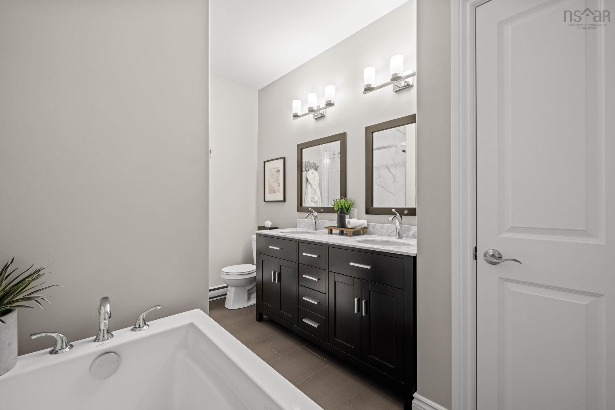 $639,000.00: 20 Chaucer Lane, Timberlea