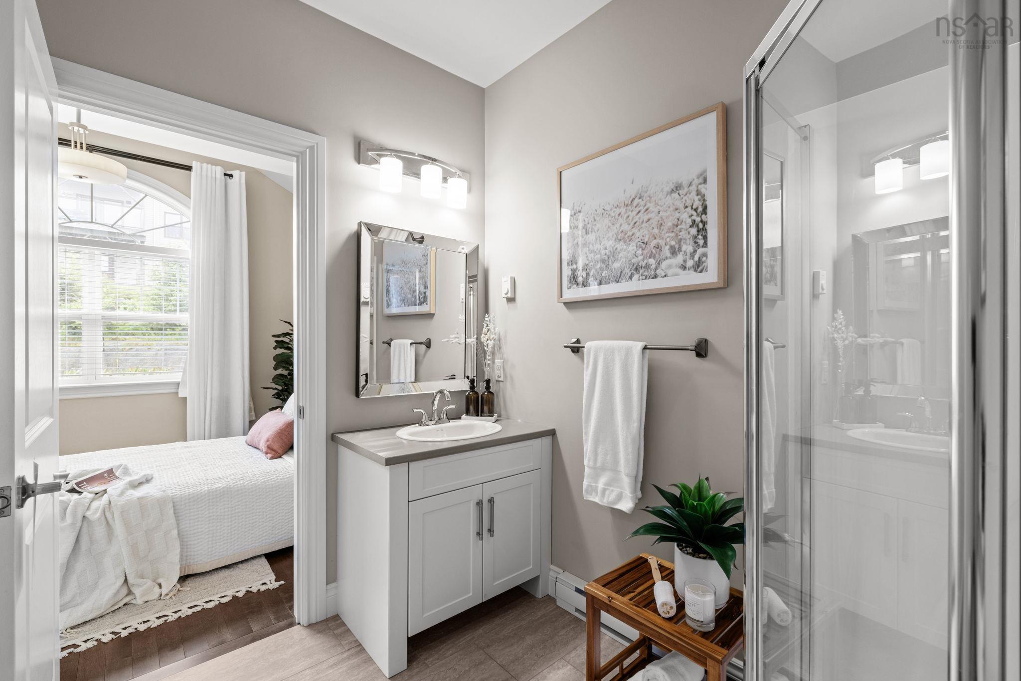 $639,000.00: 20 Chaucer Lane, Timberlea