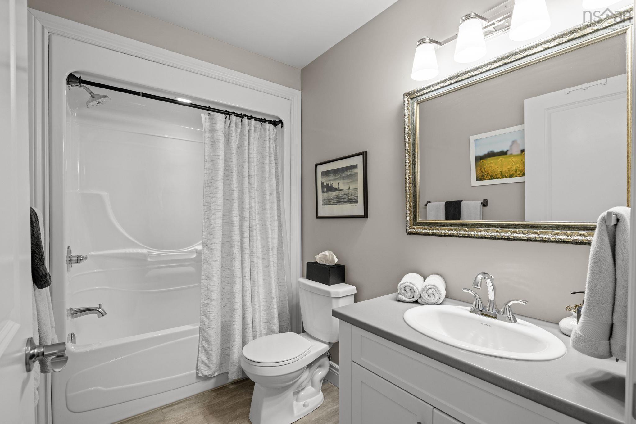 $639,000.00: 20 Chaucer Lane, Timberlea