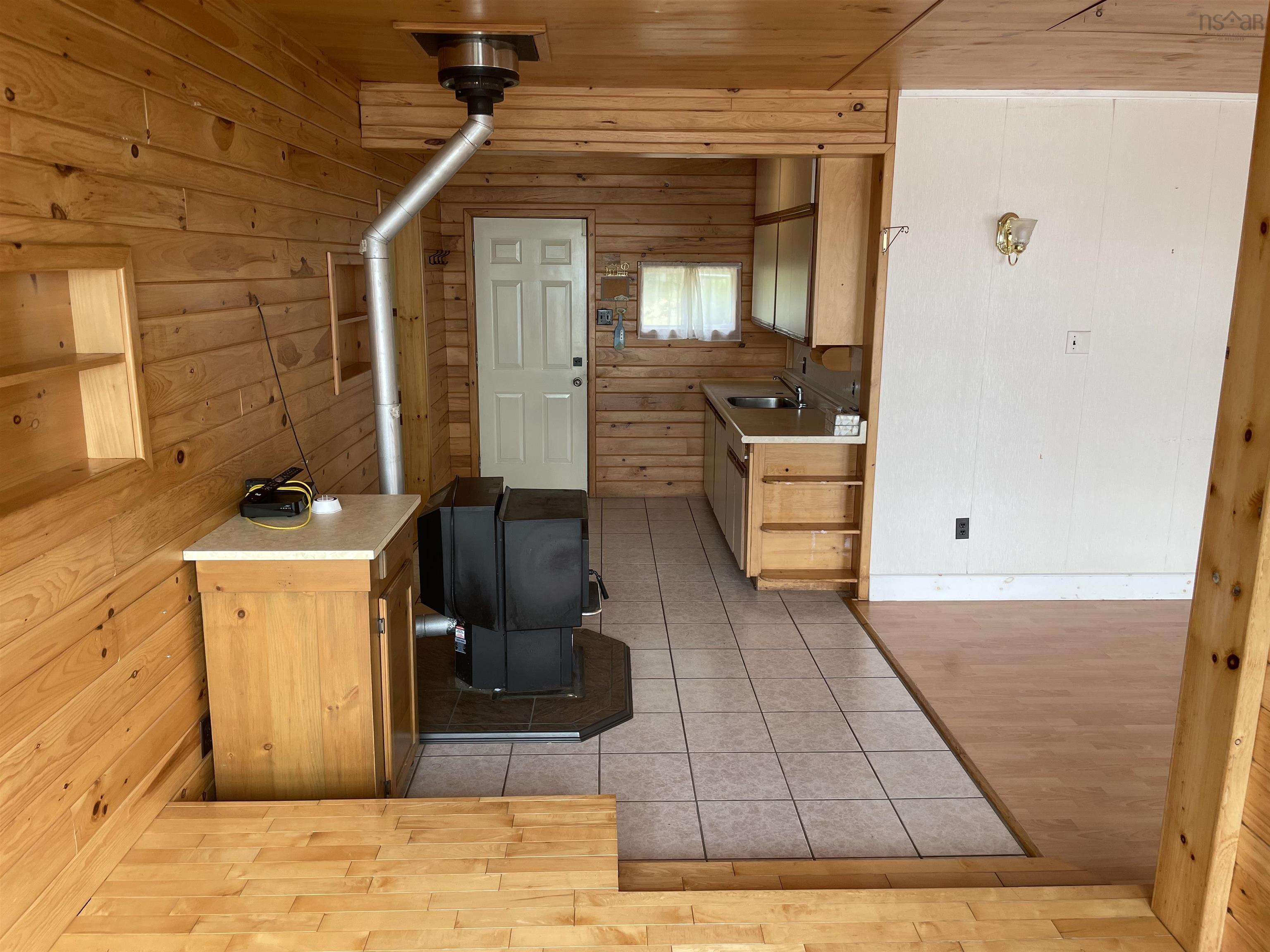 $549,000.00: 100 Pernette Lake Road, Lake Centre