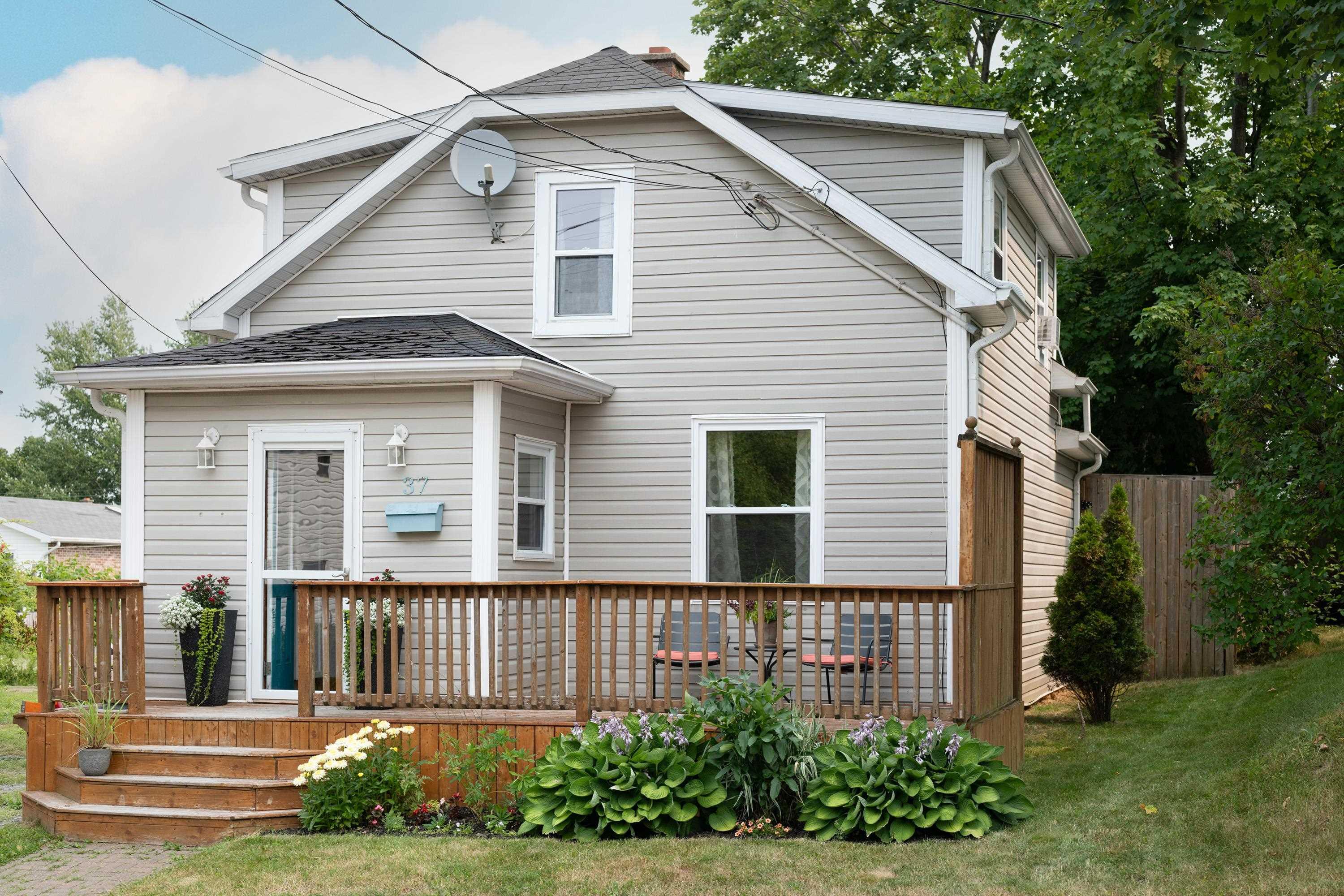 $218,900.00: 37 Court Street, Sydney