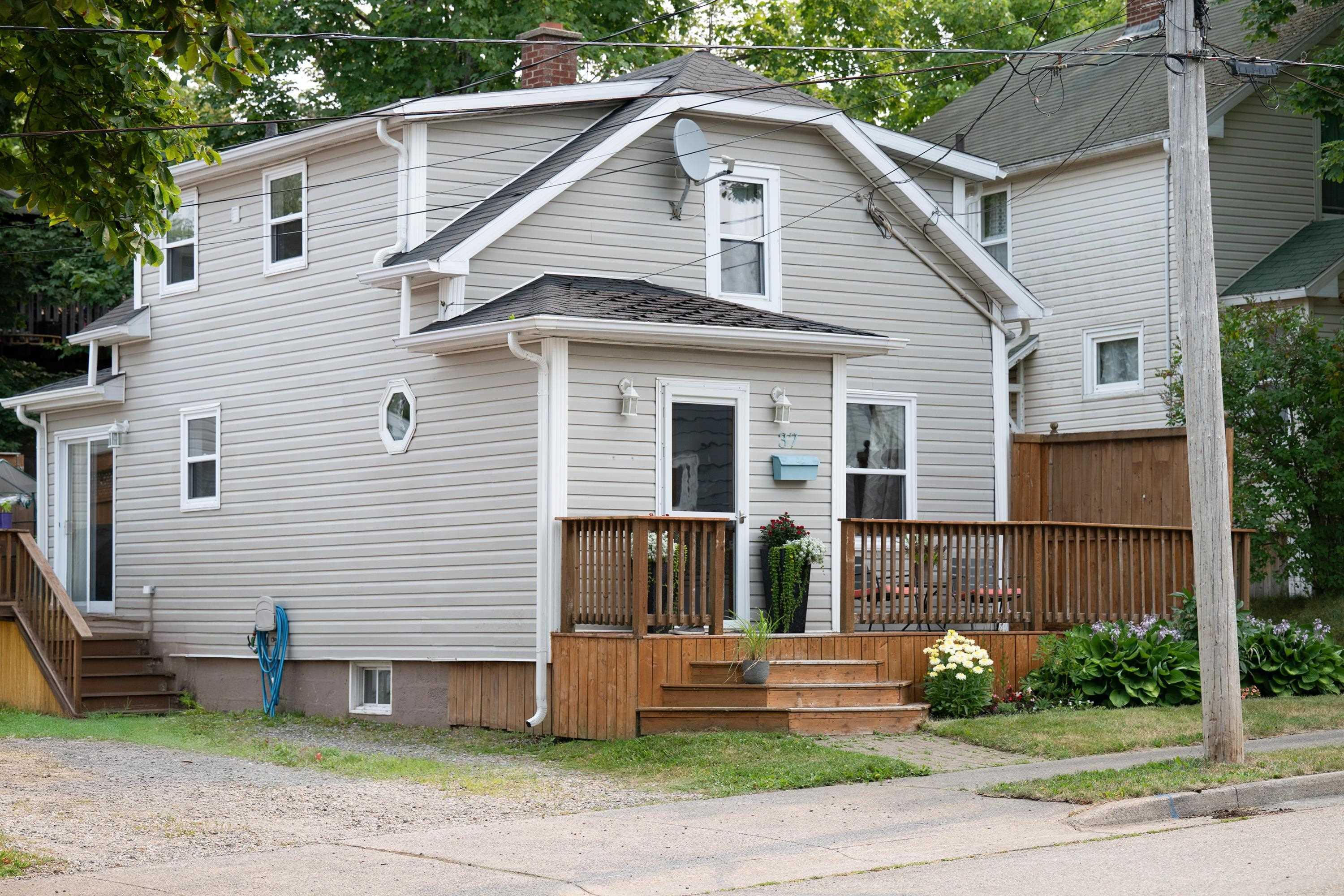 $218,900.00: 37 Court Street, Sydney