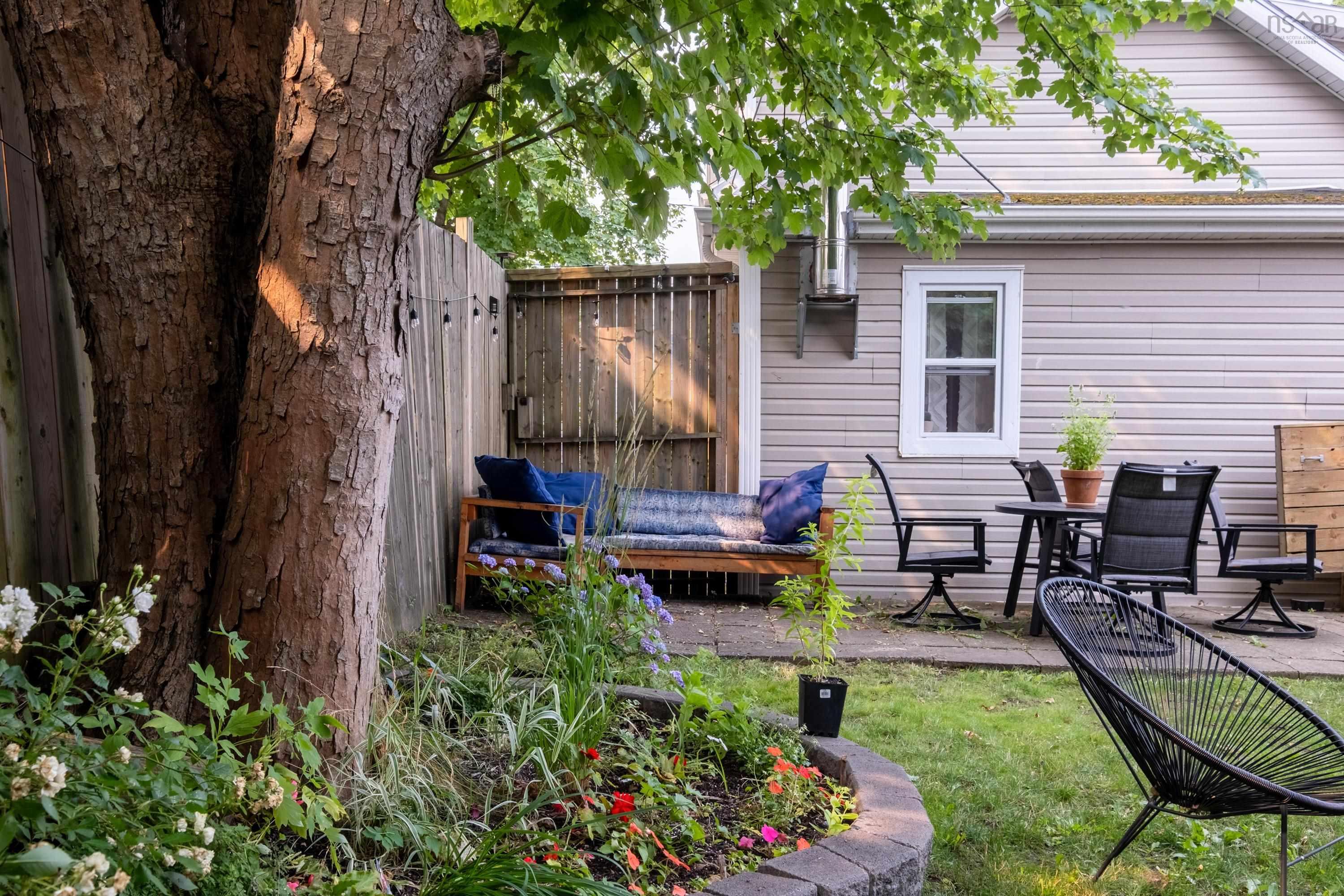 $218,900.00: 37 Court Street, Sydney