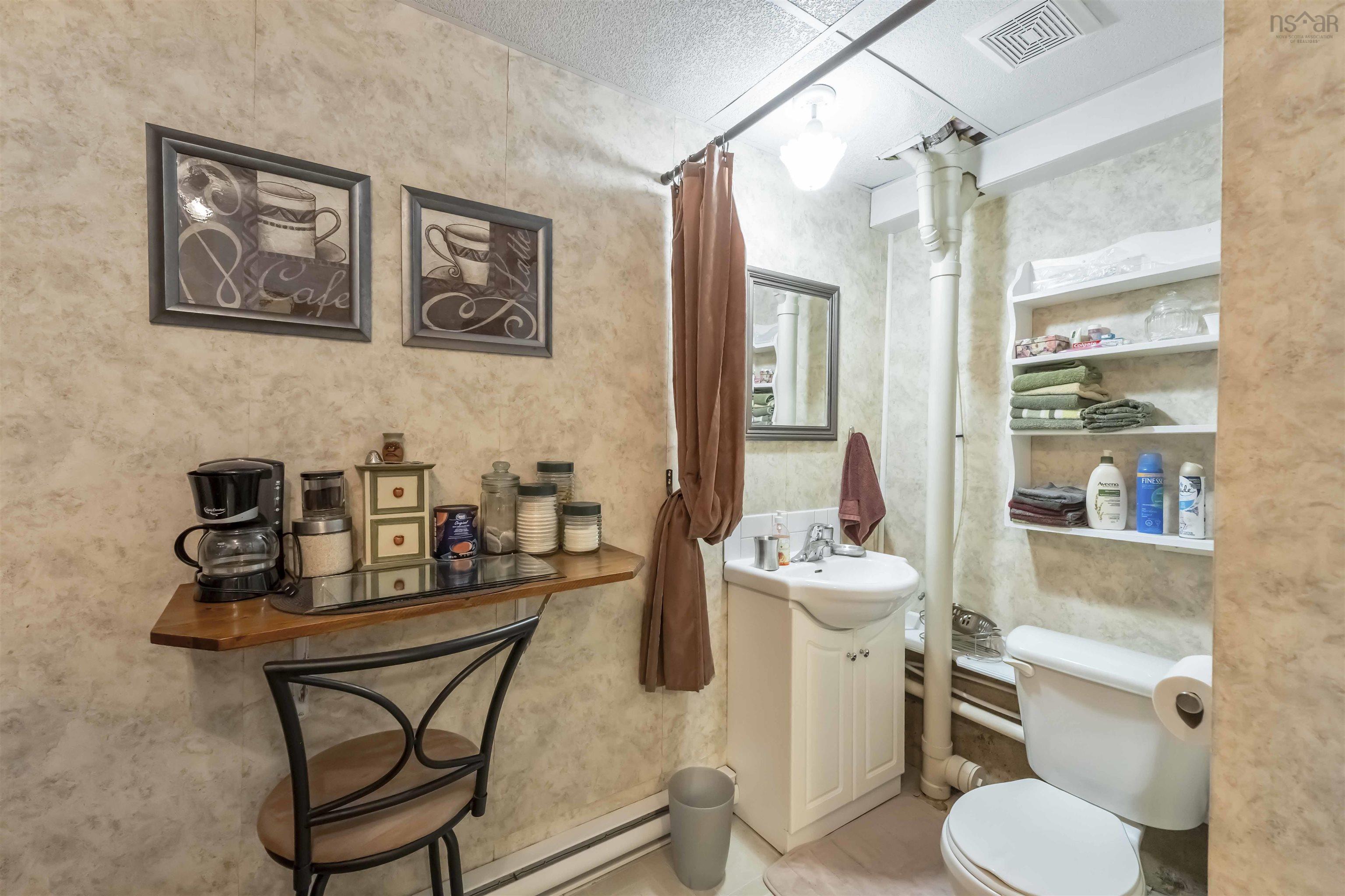 $384,500.00: 439 Park Street, Kentville