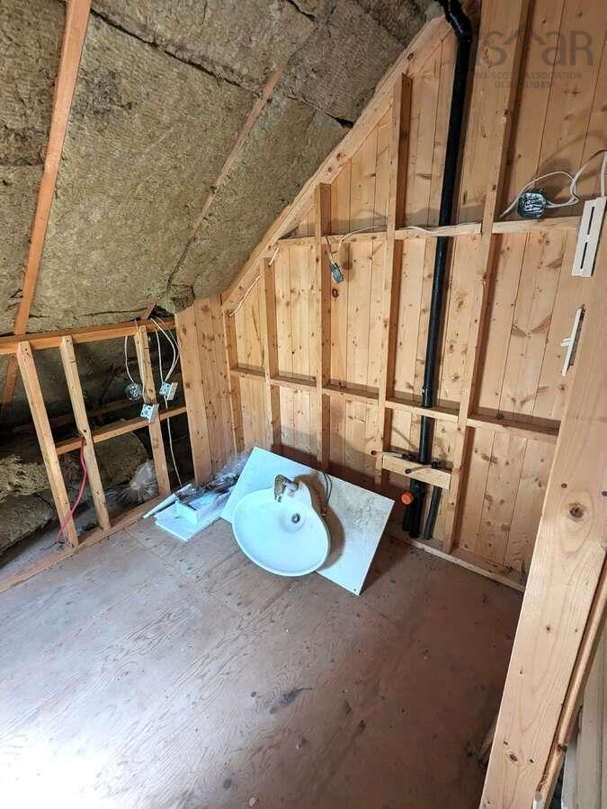 $639,000.00: 56 Johnny Ben