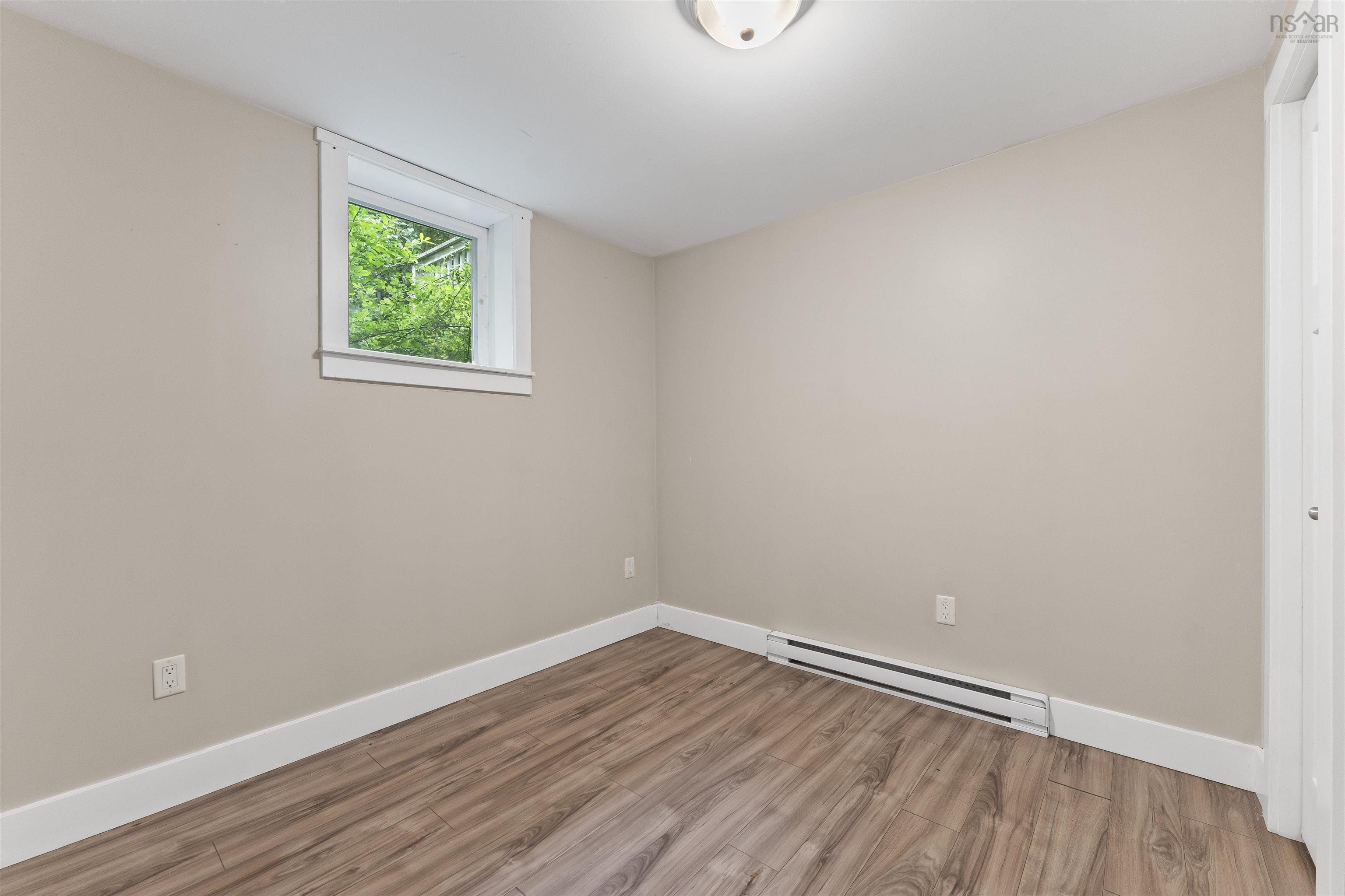 $675,000.00: 48 Adelaide Avenue, Fairview