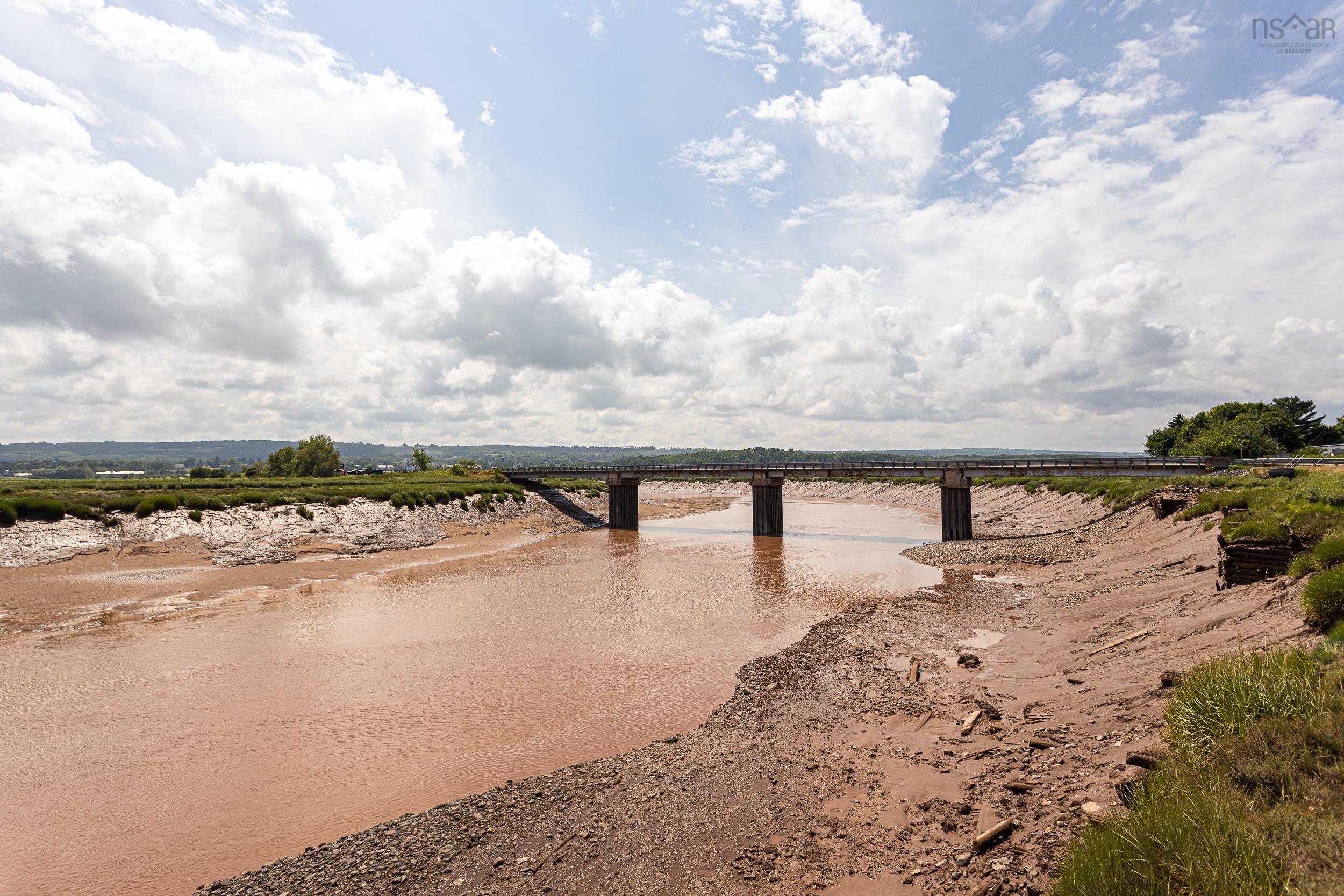 $899,900.00: 1116 Kars Street, Port Williams