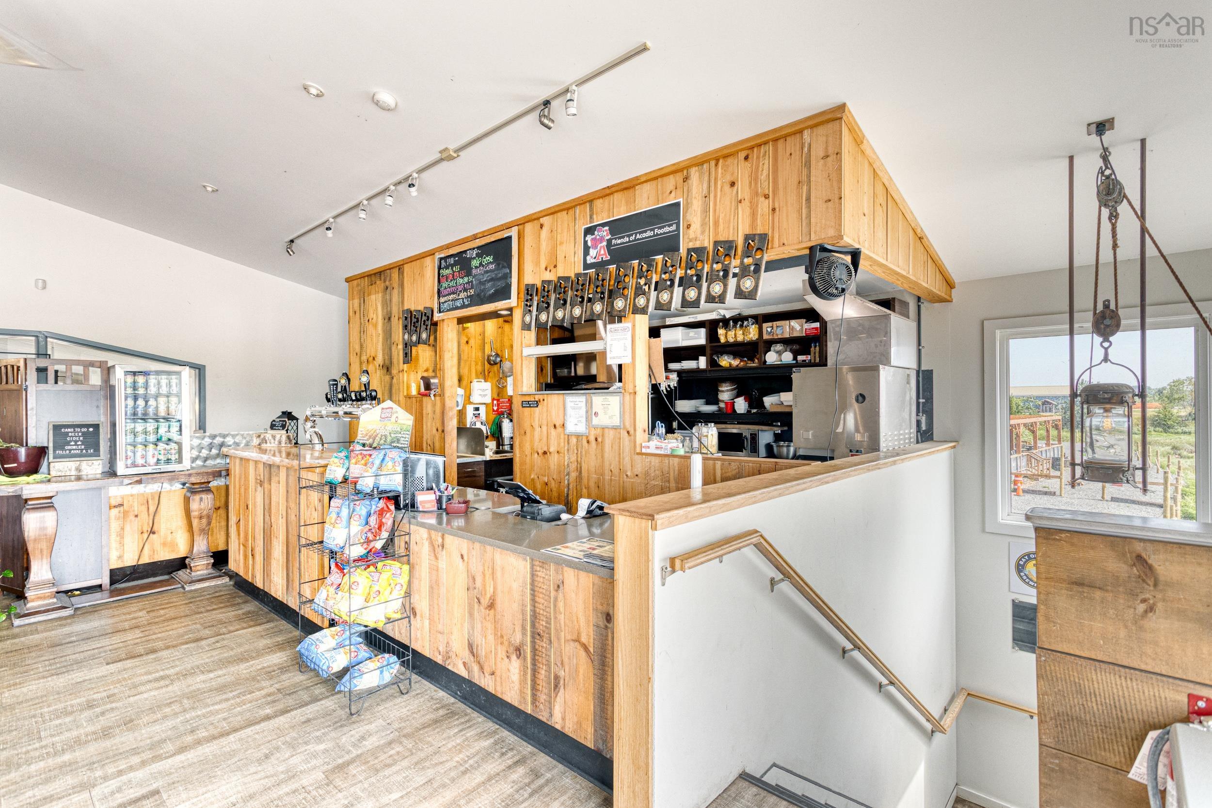 $899,900.00: 1116 Kars Street, Port Williams