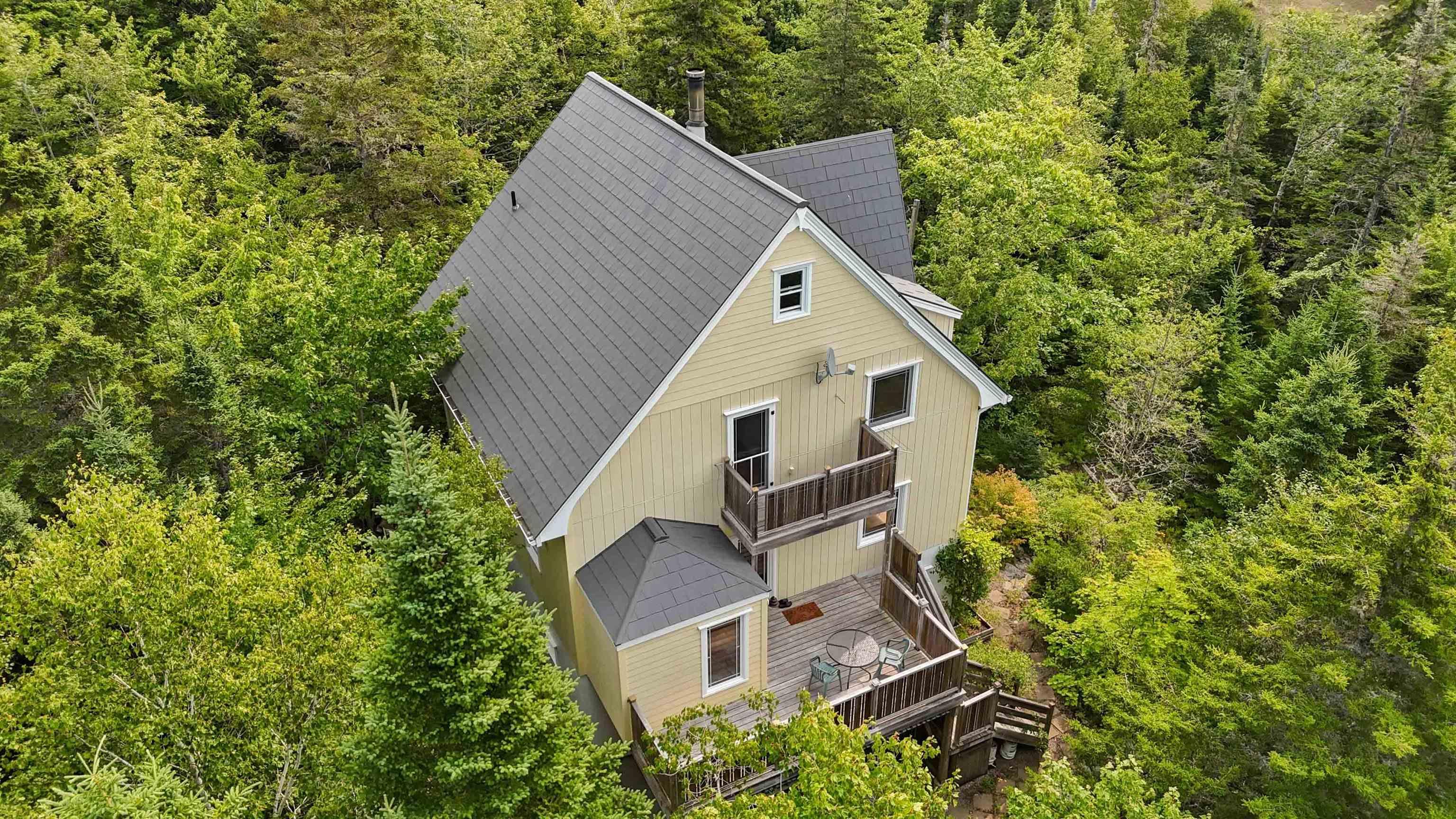 $699,900.00: 40 Big Rock Lane, East Chester