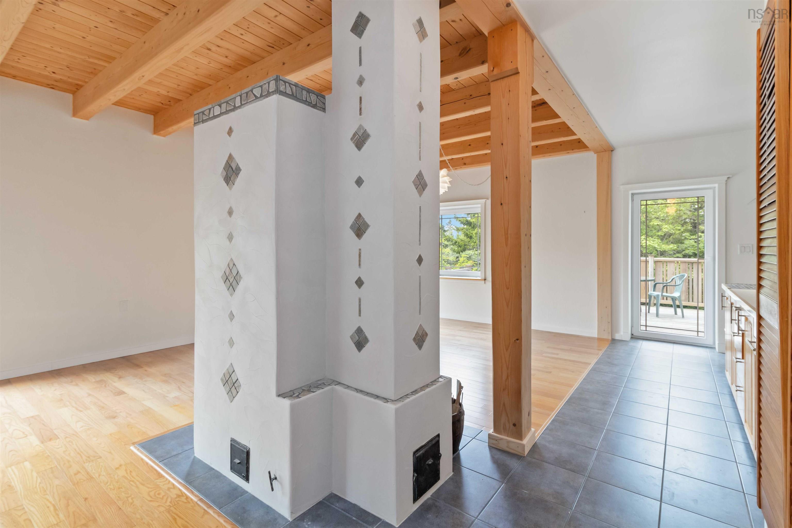 $699,900.00: 40 Big Rock Lane, East Chester