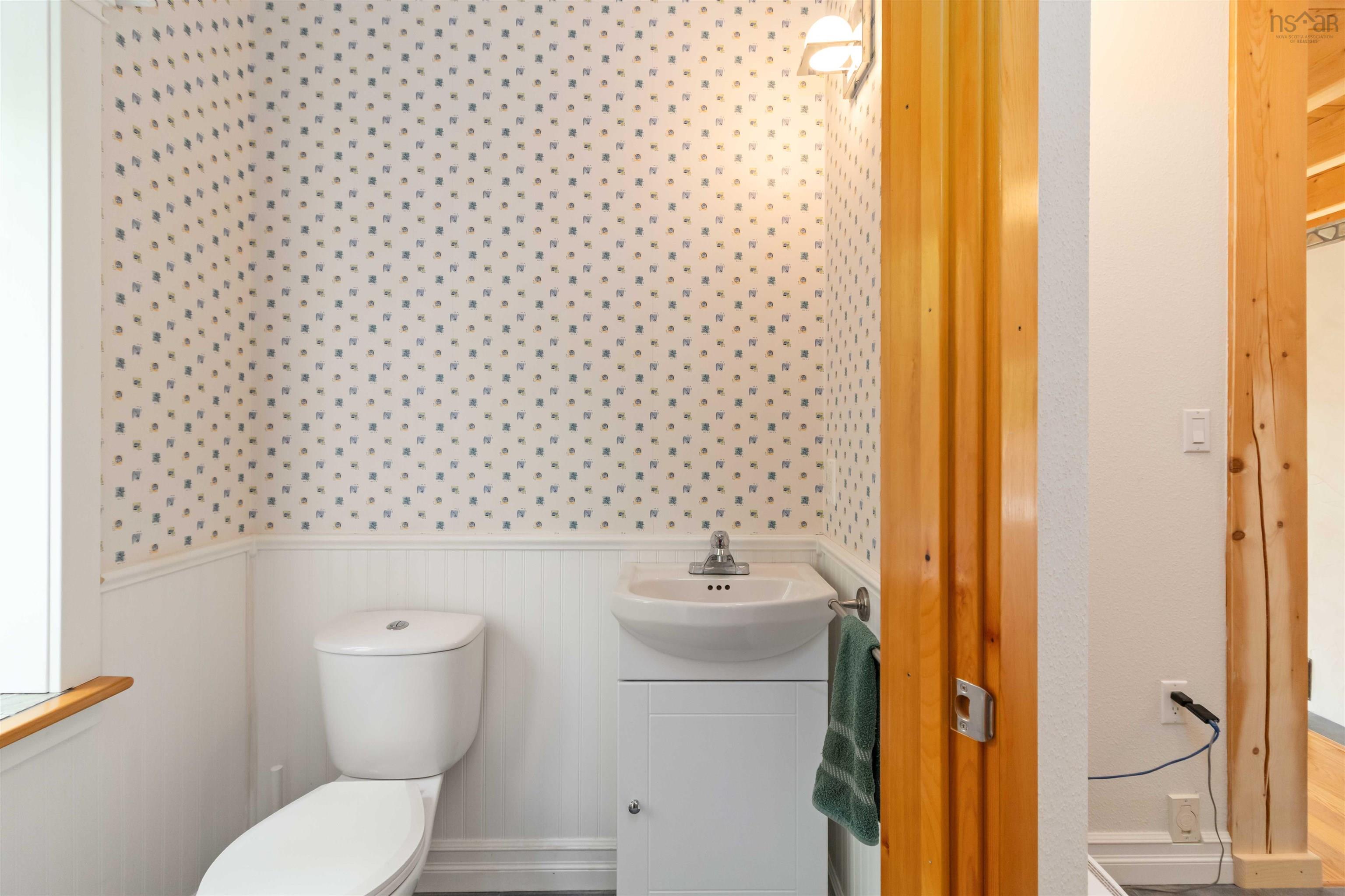 $699,900.00: 40 Big Rock Lane, East Chester