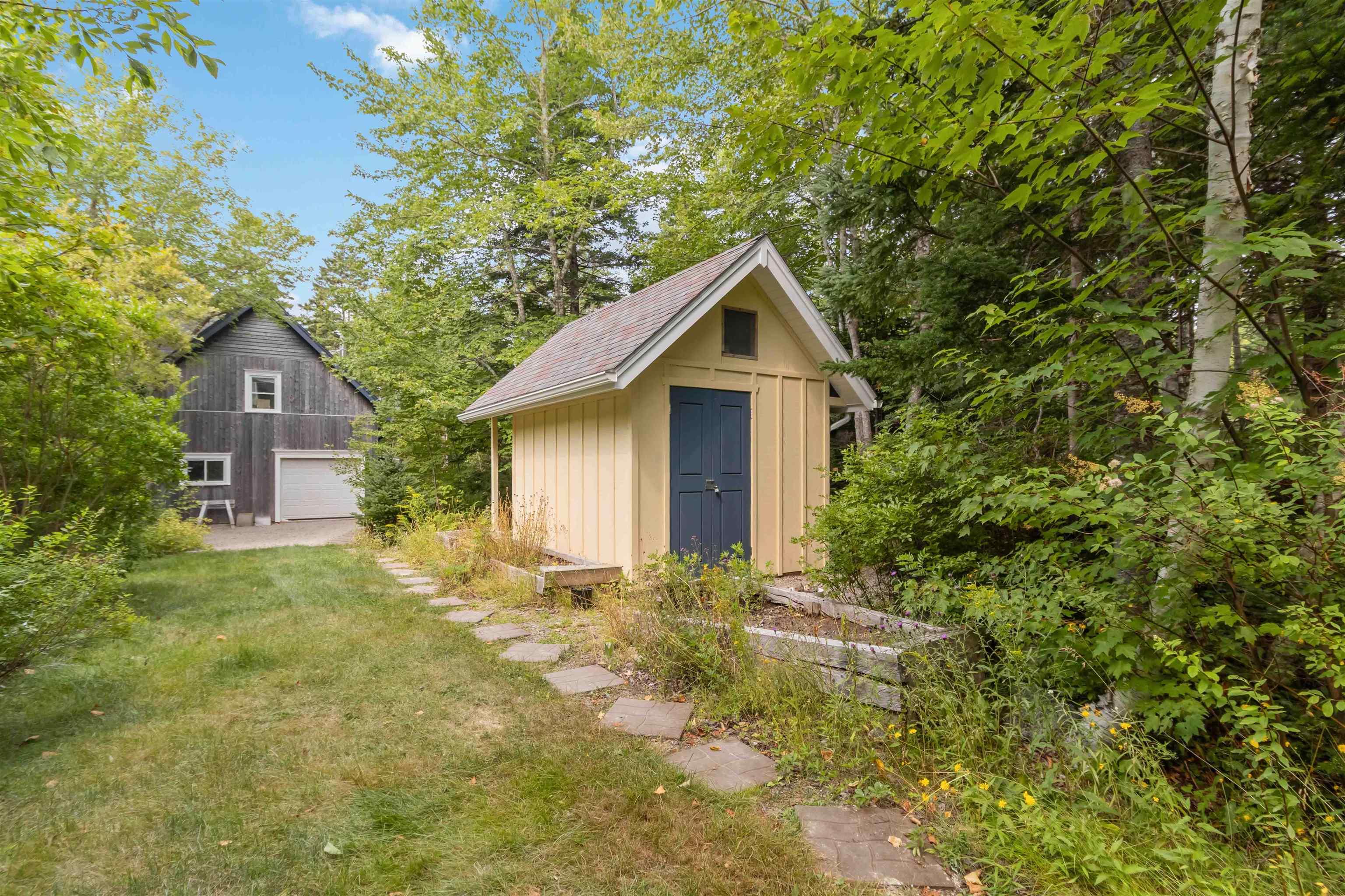 $699,900.00: 40 Big Rock Lane, East Chester