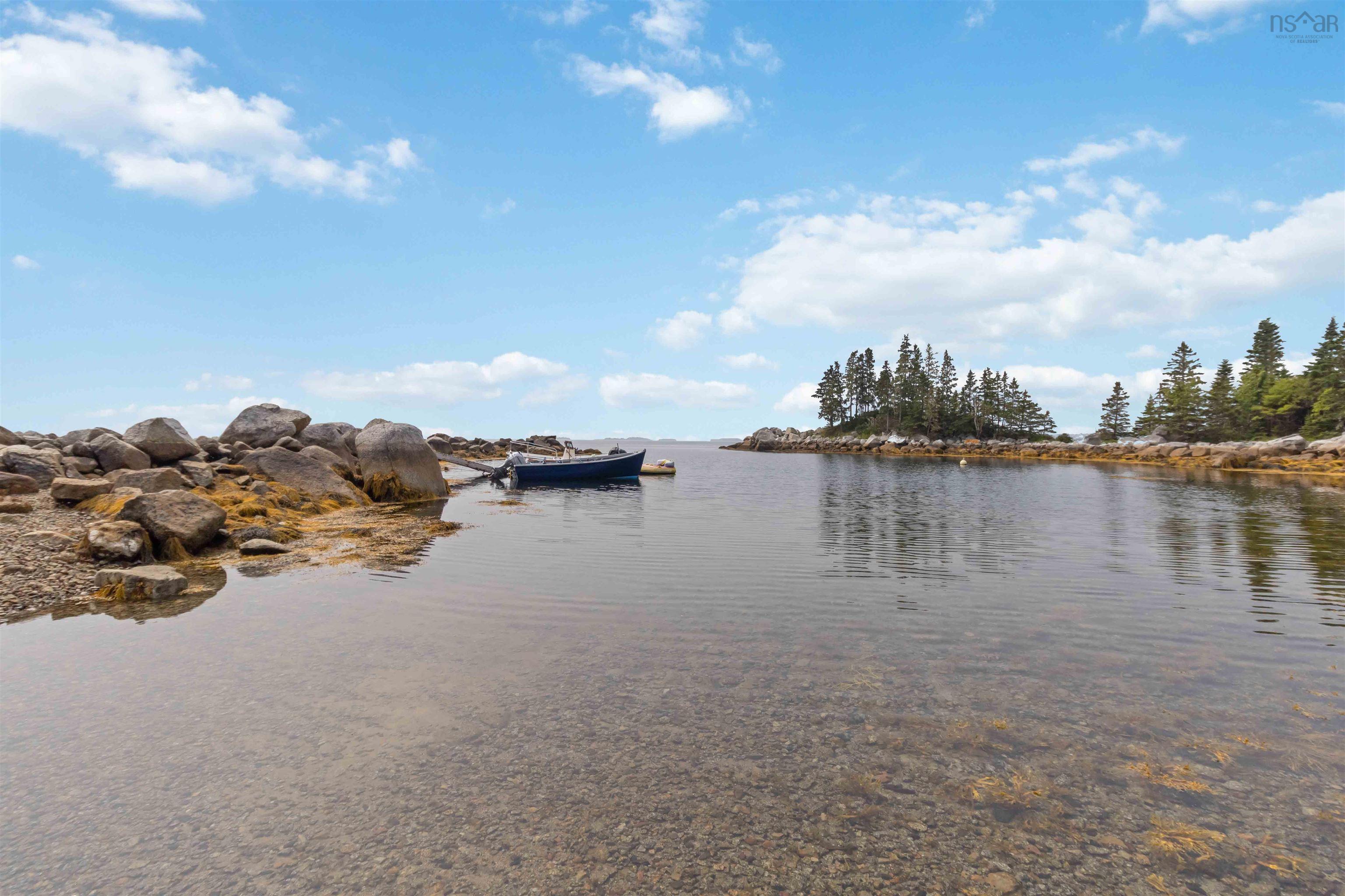 $699,900.00: 40 Big Rock Lane, East Chester