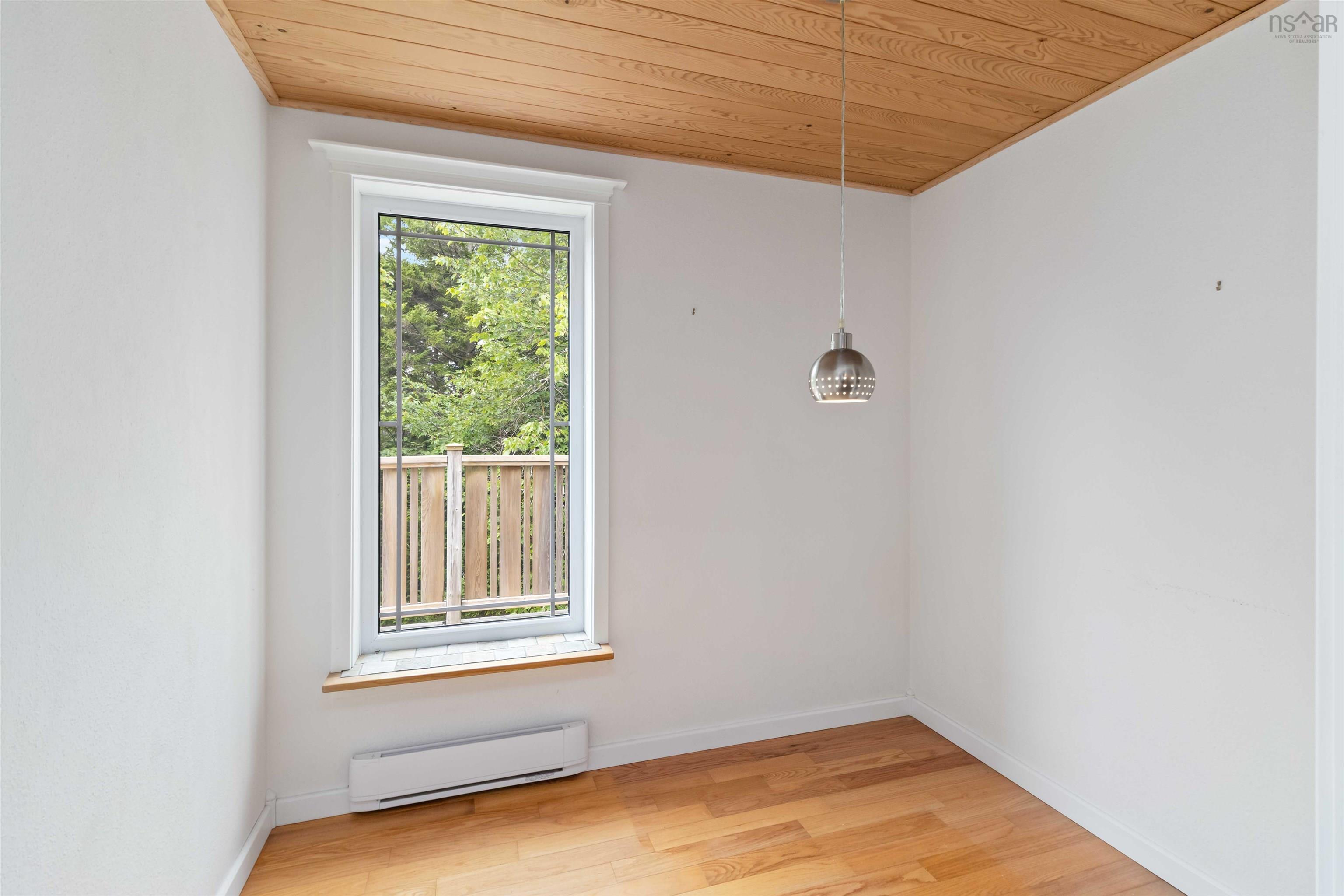 $699,900.00: 40 Big Rock Lane, East Chester