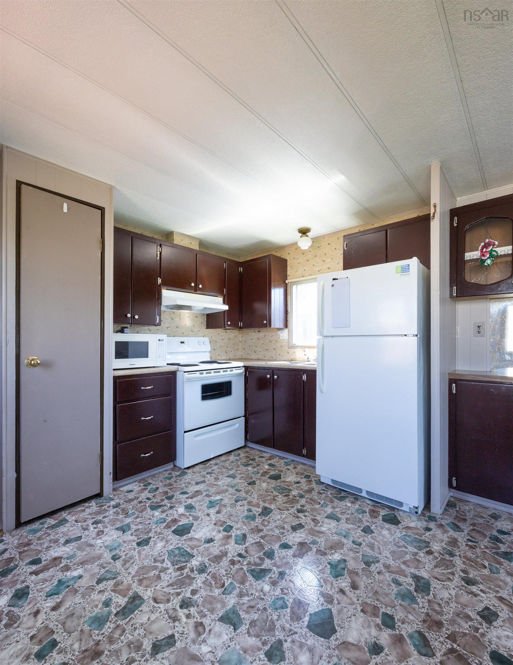 $60,000.00: 53 Birchill Drive, Eastern Passage