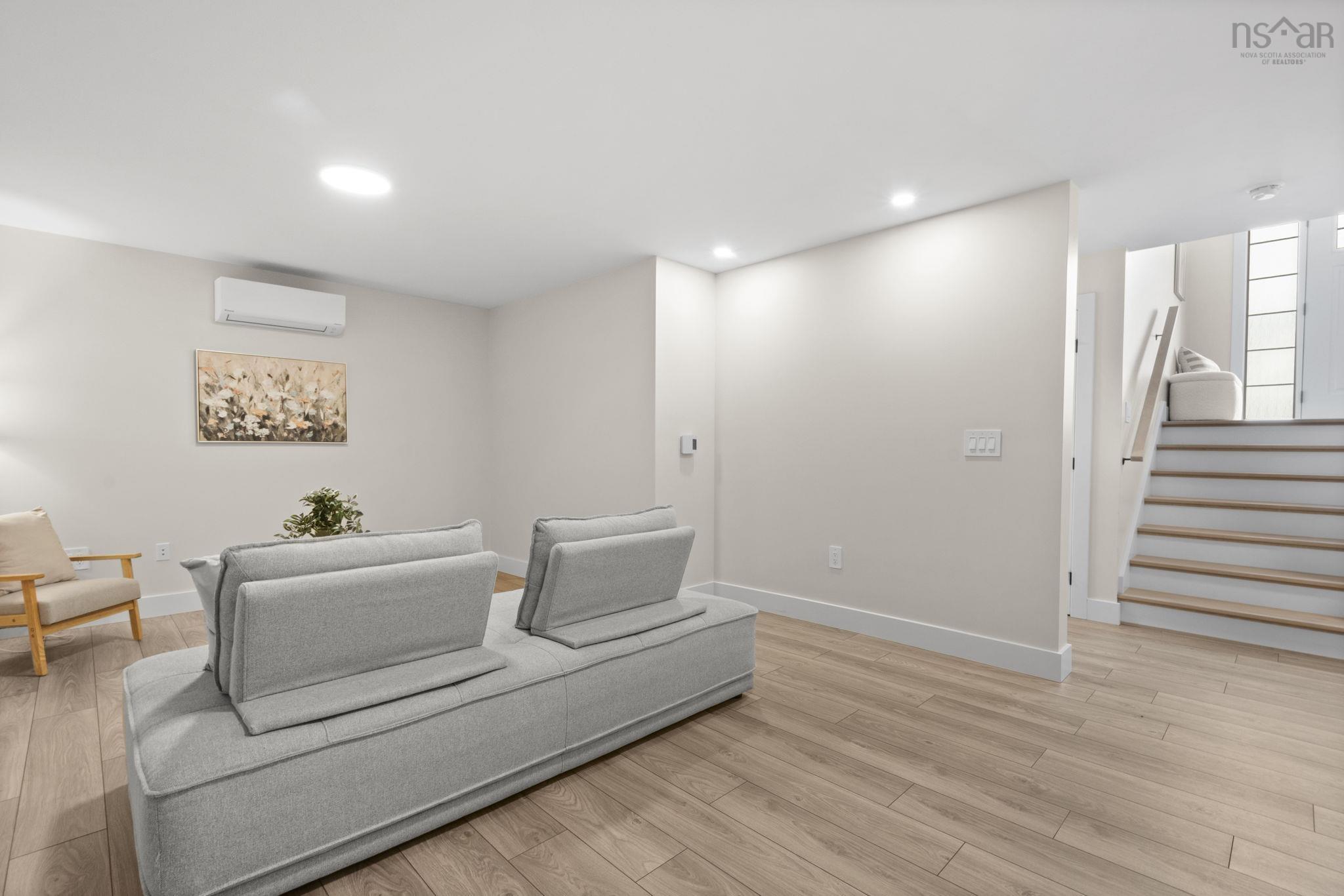 $659,900.00: 81 Darner Drive, Beaver Bank