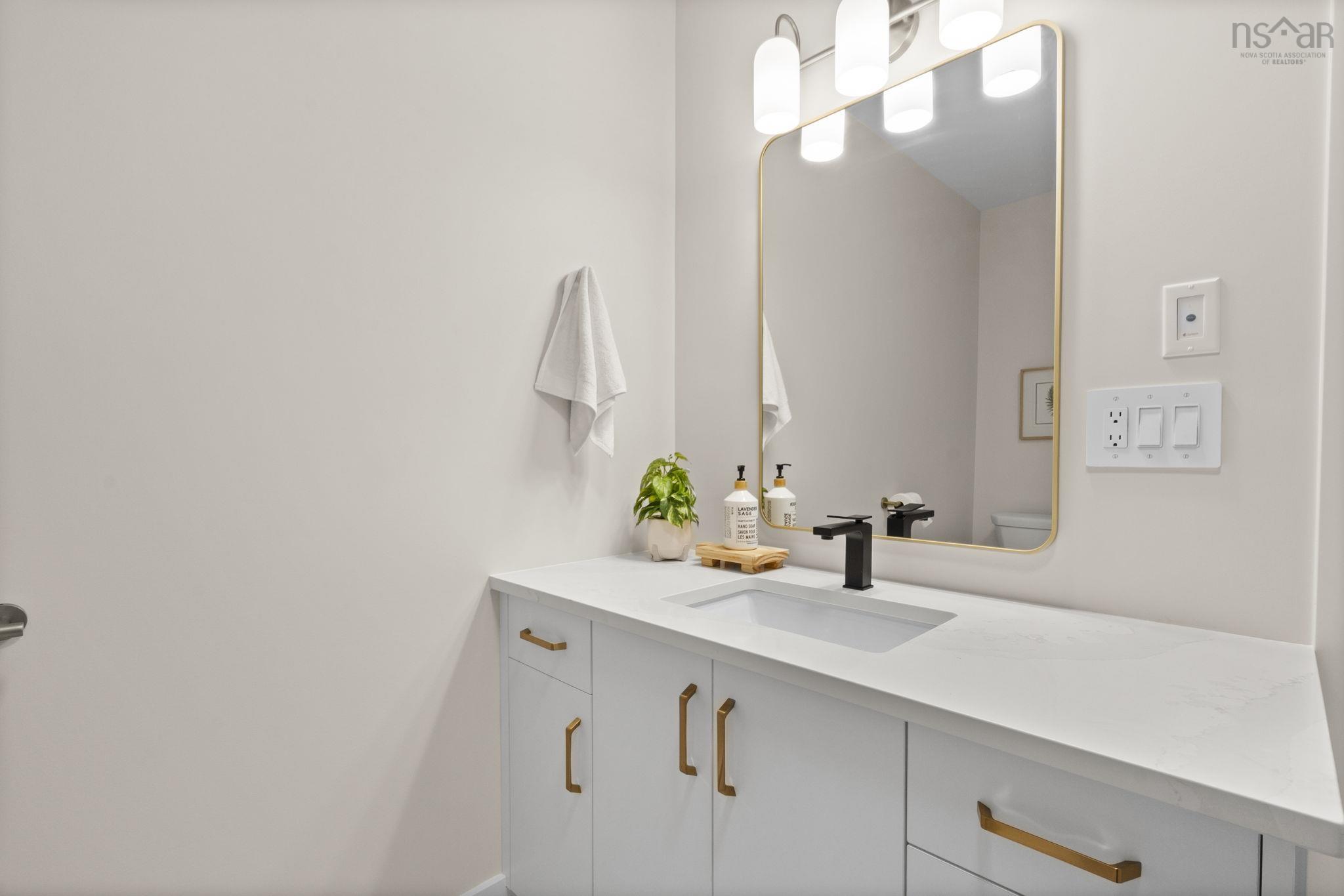 $659,900.00: 81 Darner Drive, Beaver Bank