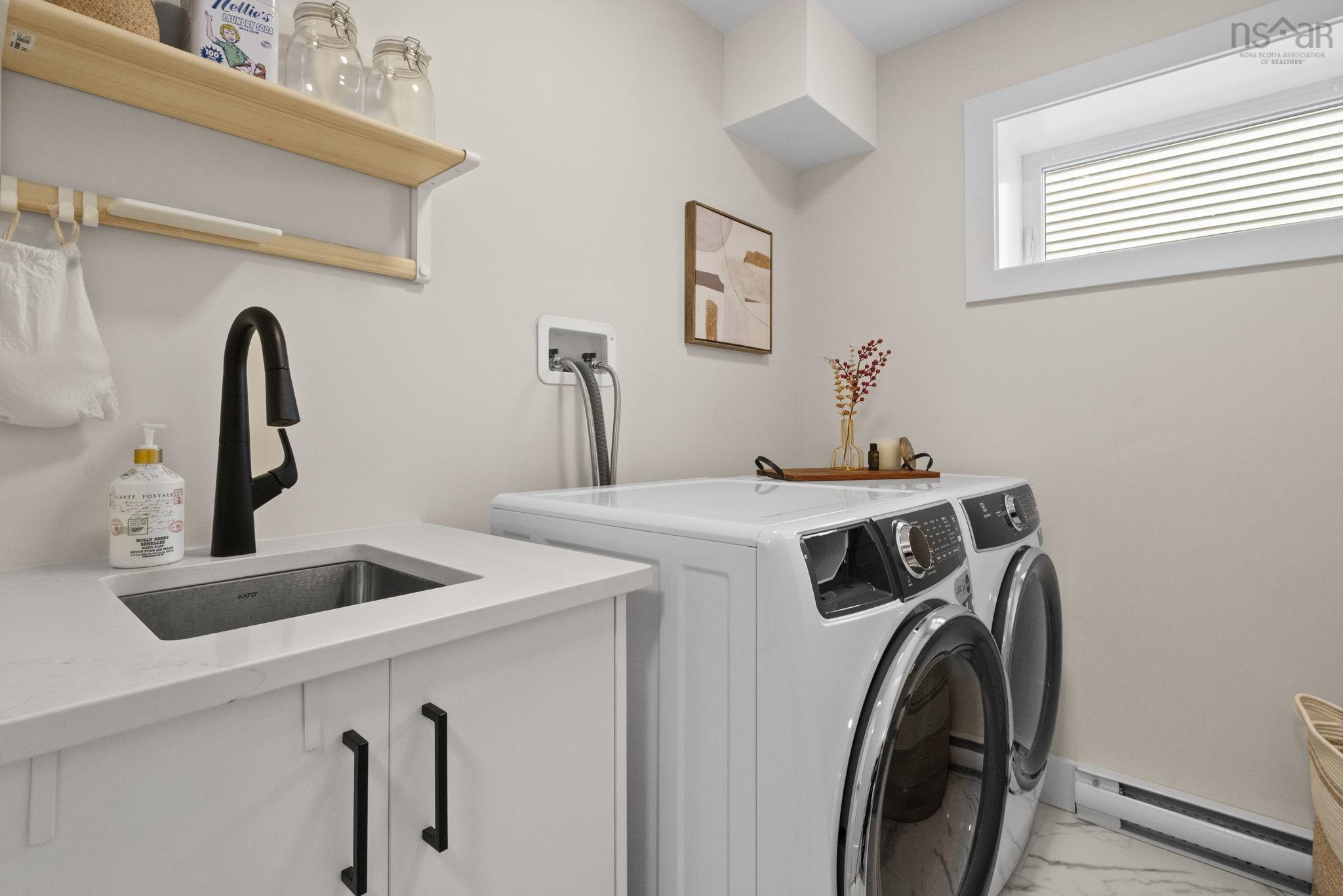 $659,900.00: 81 Darner Drive, Beaver Bank