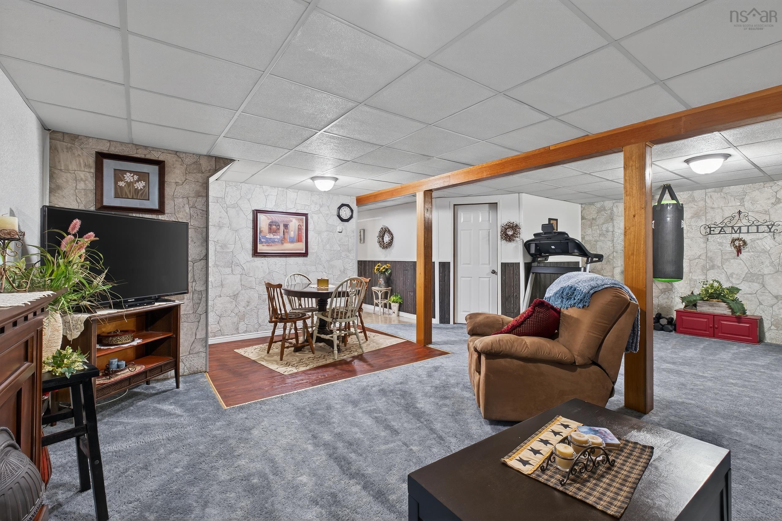 $330,000.00: 970 Alder Point Road, Alder Point