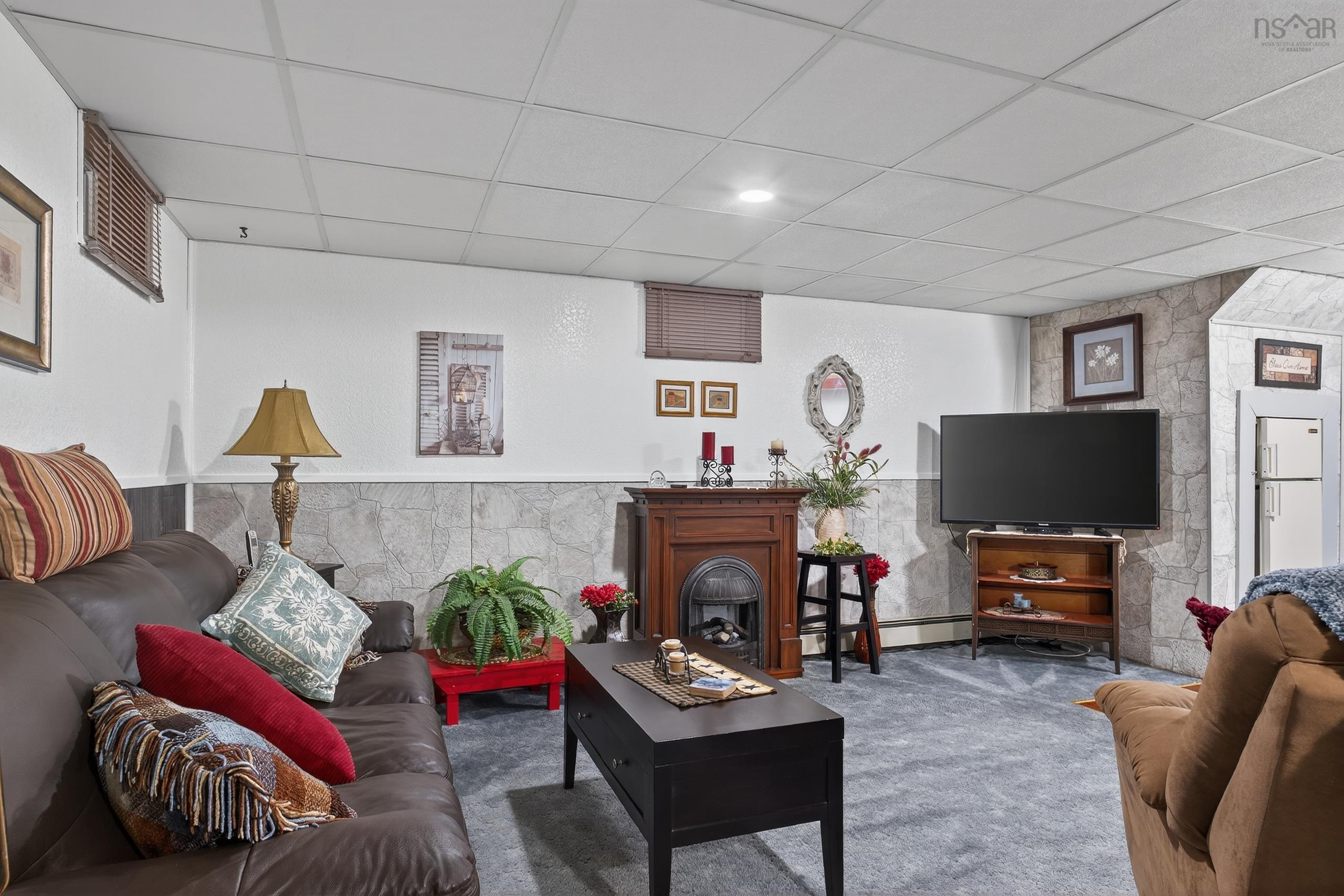 $330,000.00: 970 Alder Point Road, Alder Point