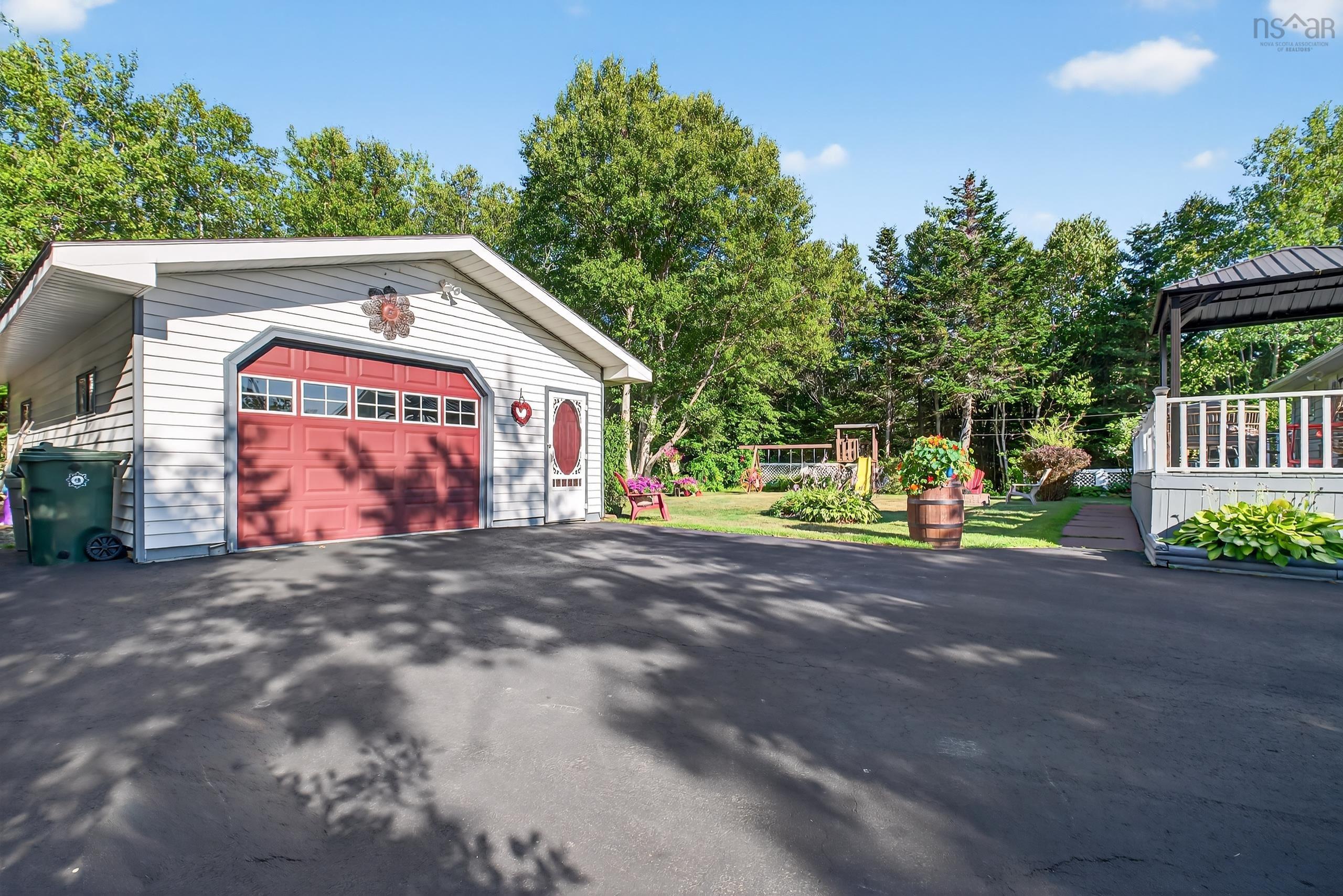 $330,000.00: 970 Alder Point Road, Alder Point