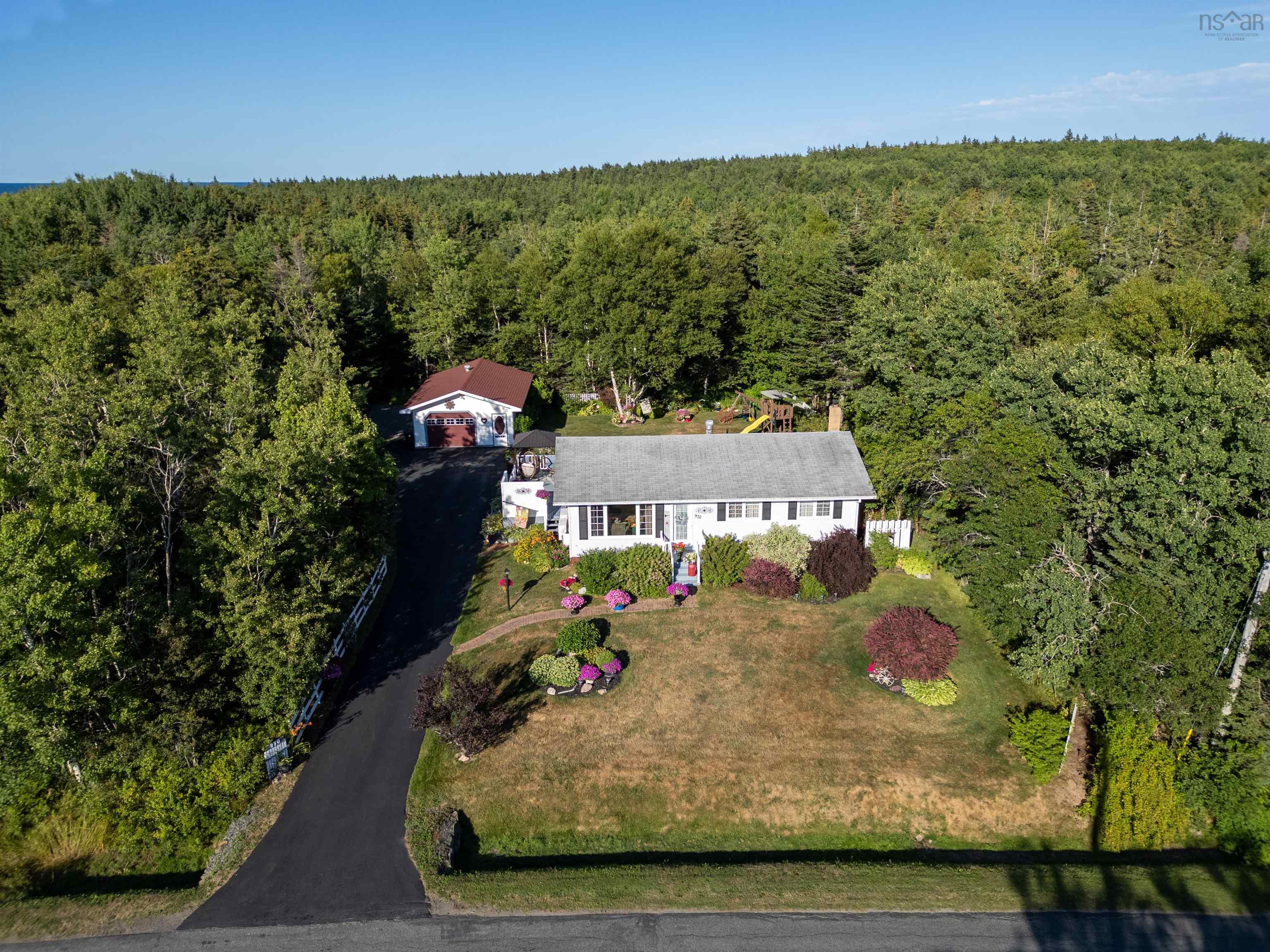 $330,000.00: 970 Alder Point Road, Alder Point