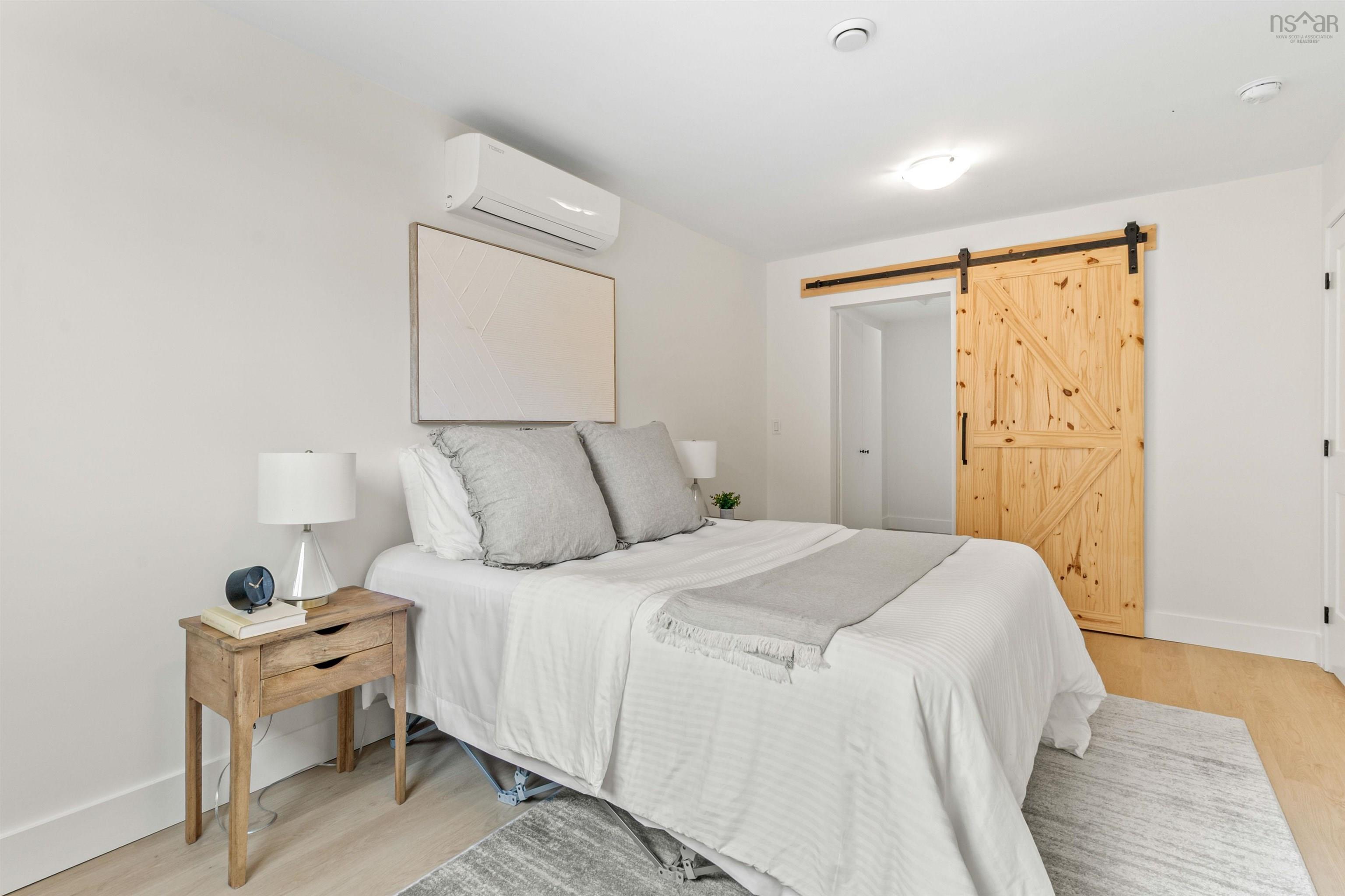 $649,900.00: 38 Frederick Avenue, Fairview