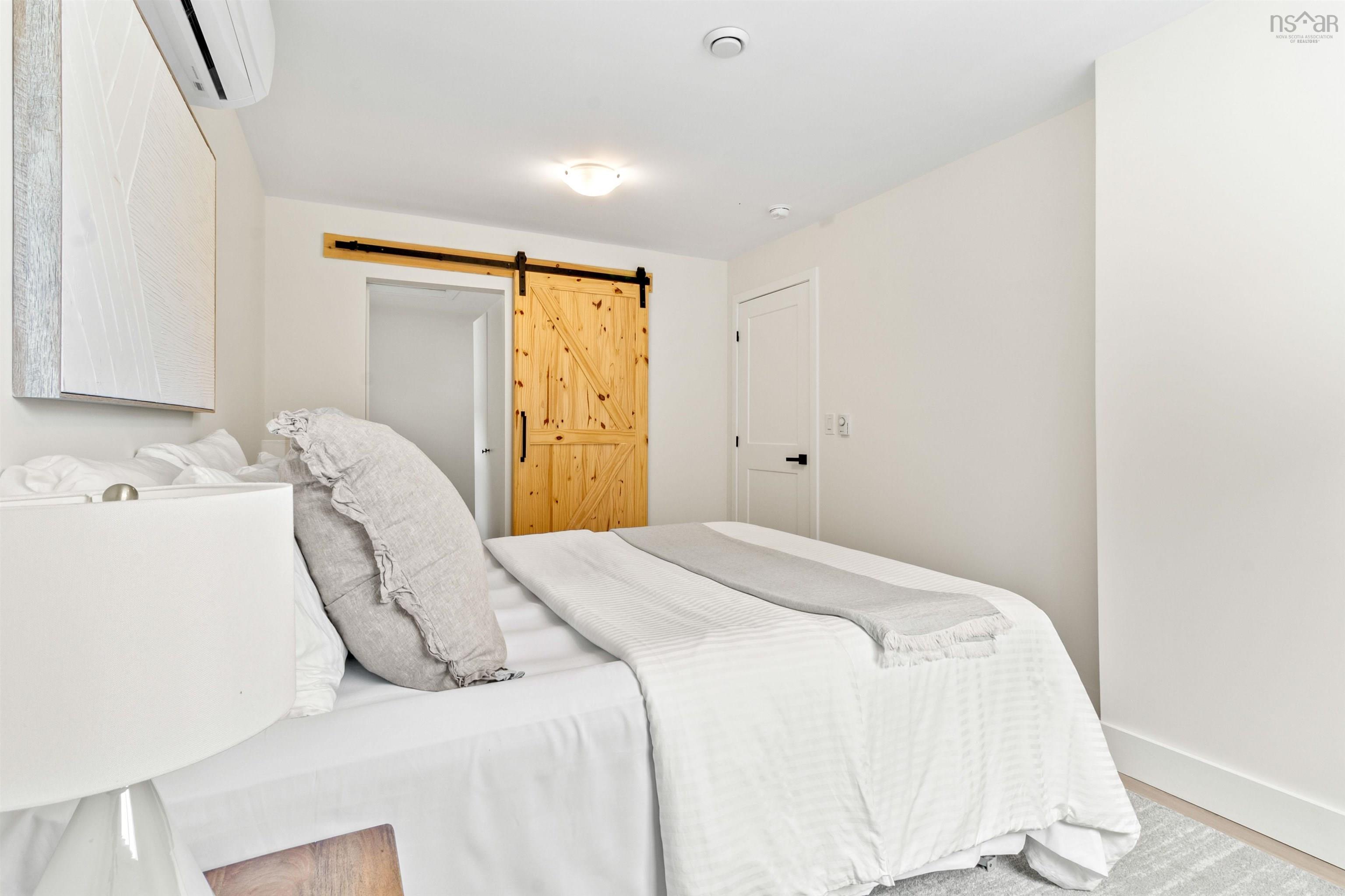 $649,900.00: 38 Frederick Avenue, Fairview