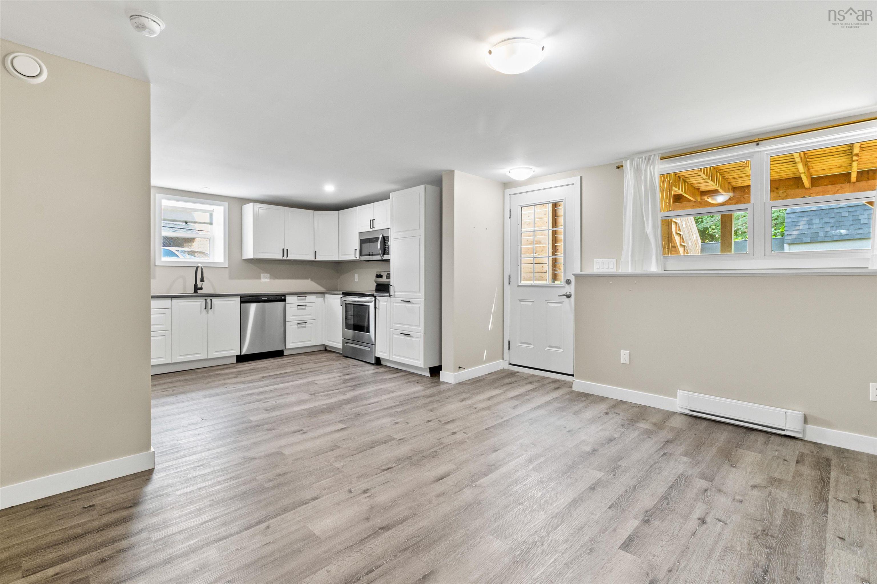 $649,900.00: 38 Frederick Avenue, Fairview