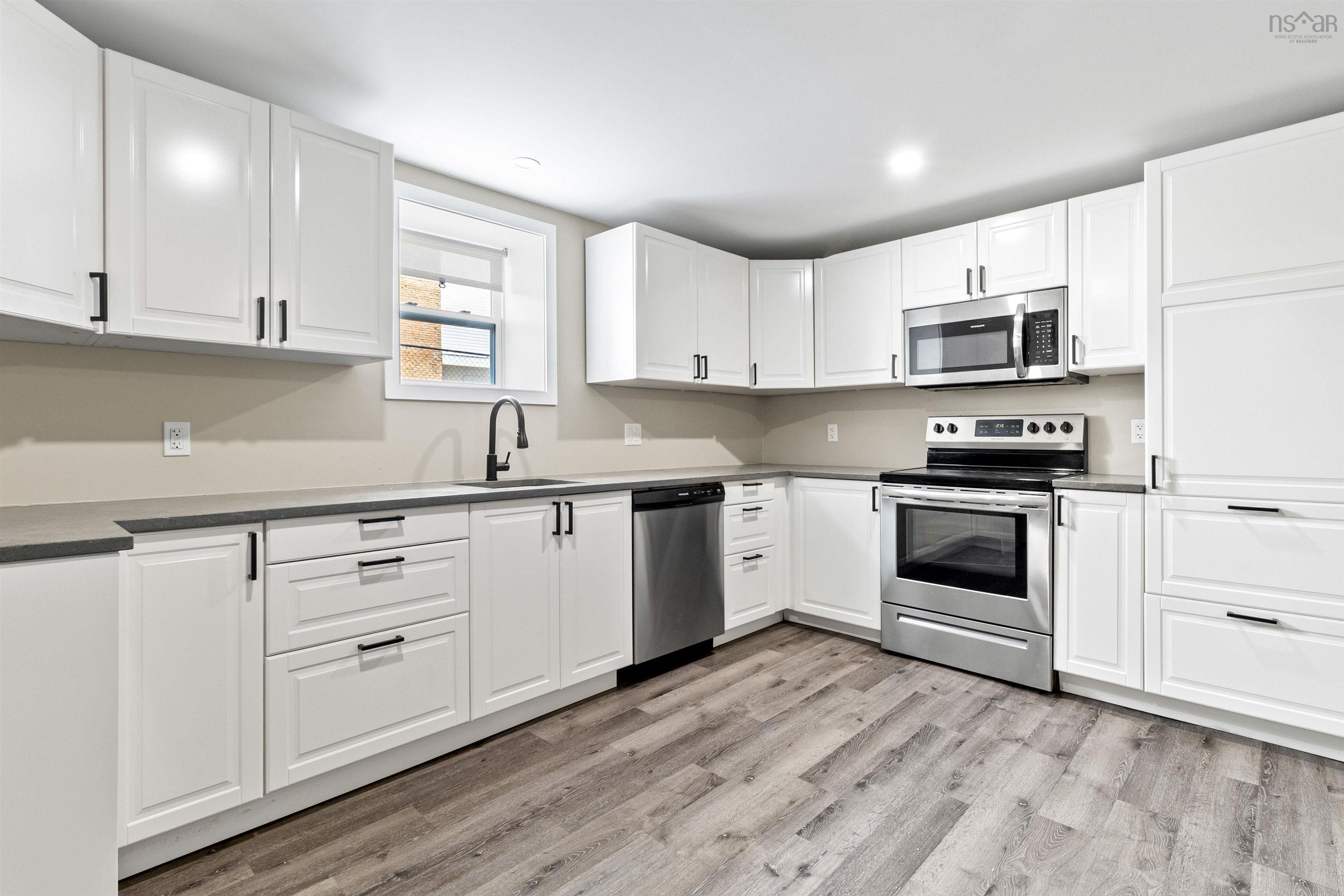 $649,900.00: 38 Frederick Avenue, Fairview