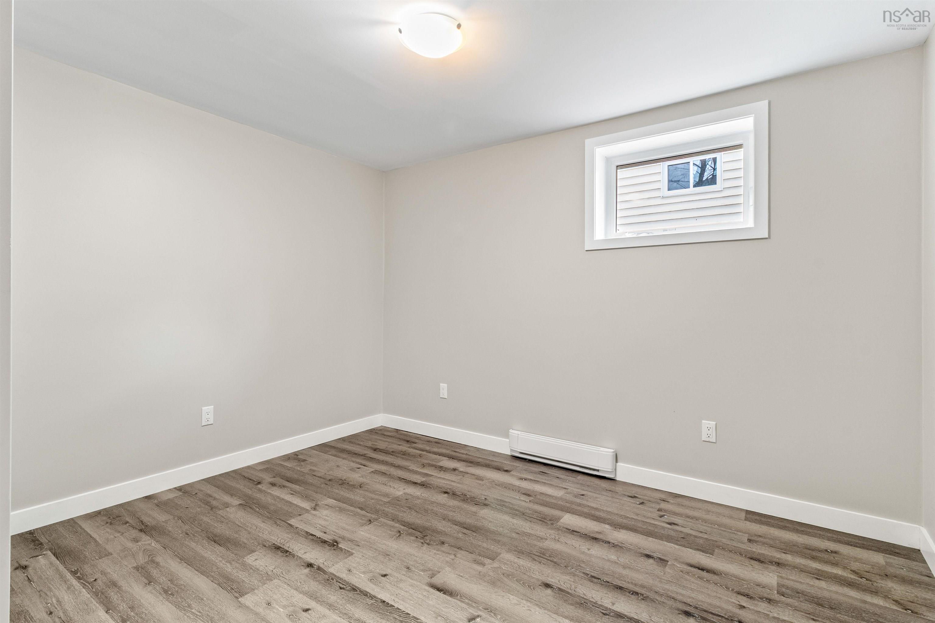 $649,900.00: 38 Frederick Avenue, Fairview