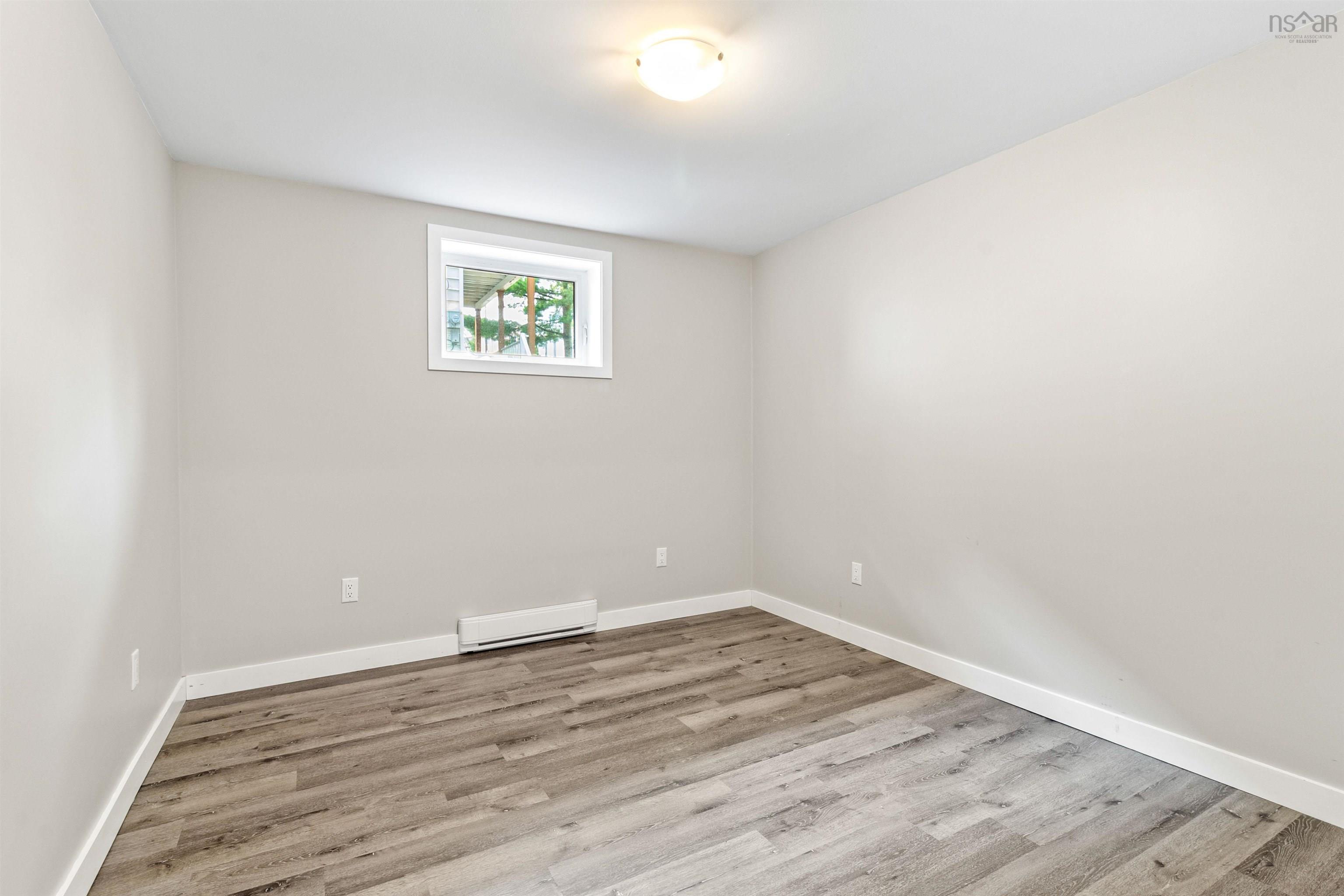 $649,900.00: 38 Frederick Avenue, Fairview